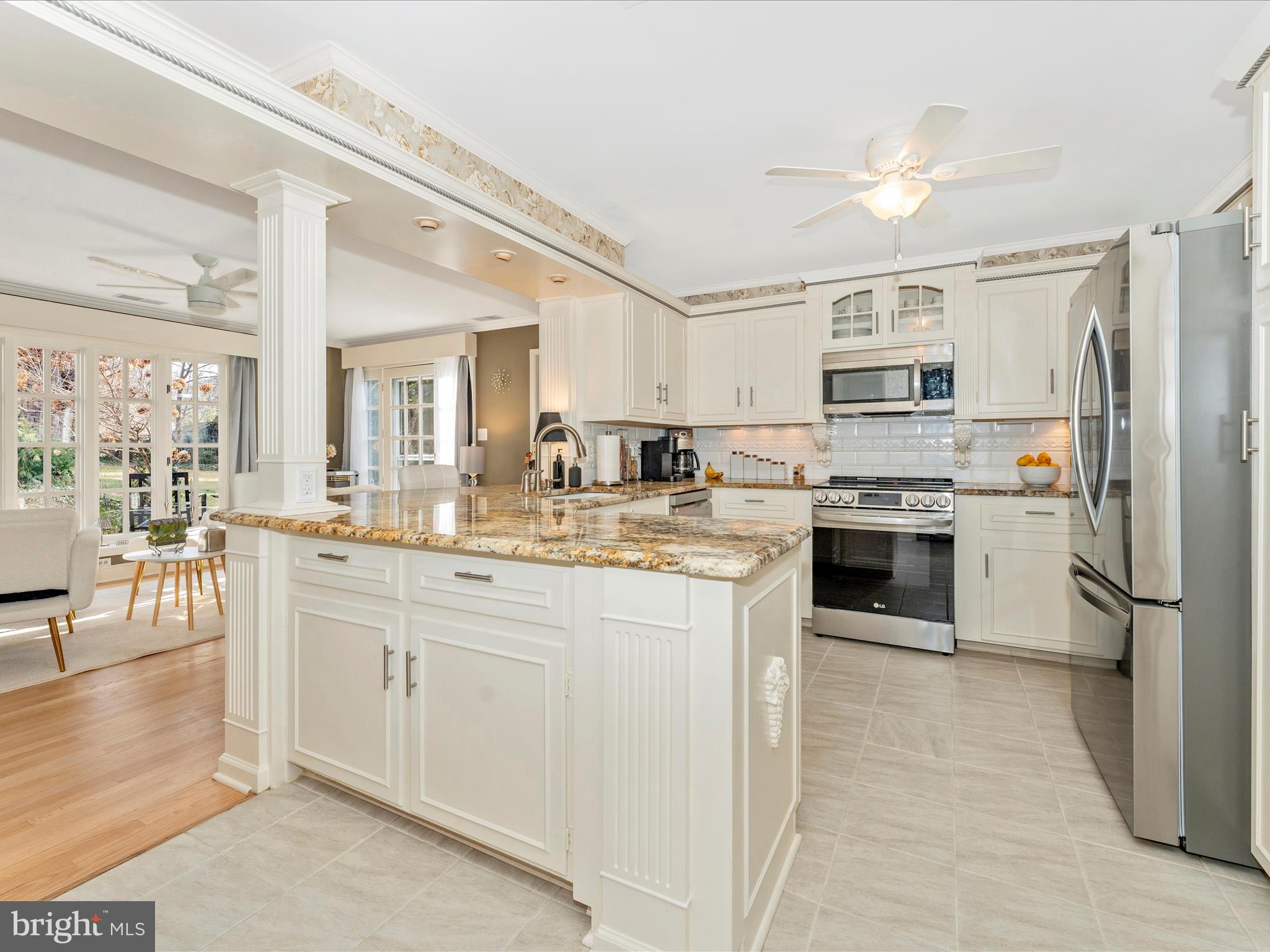 SPRING VALLEY - Residential