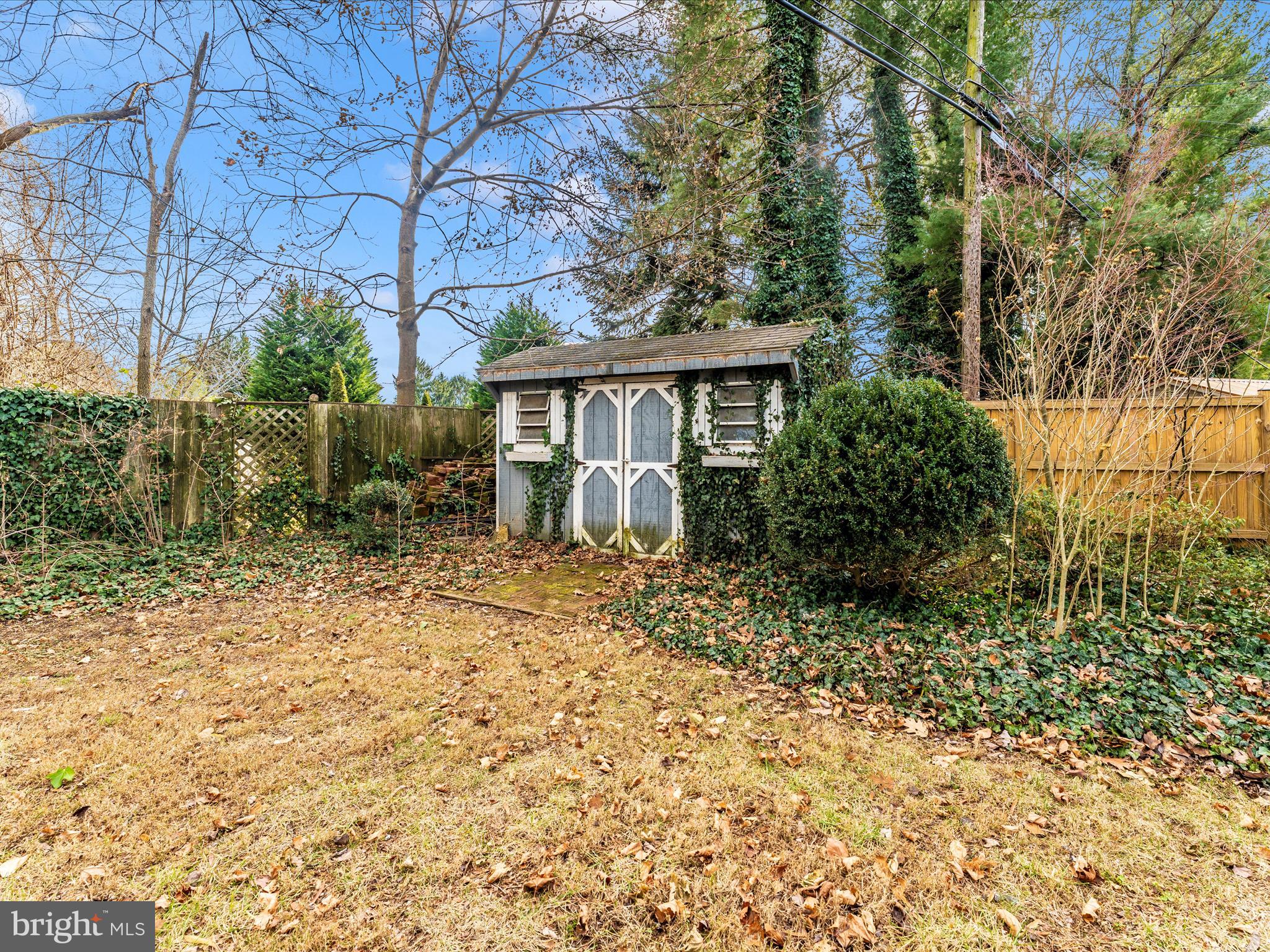 SPRING VALLEY - Residential