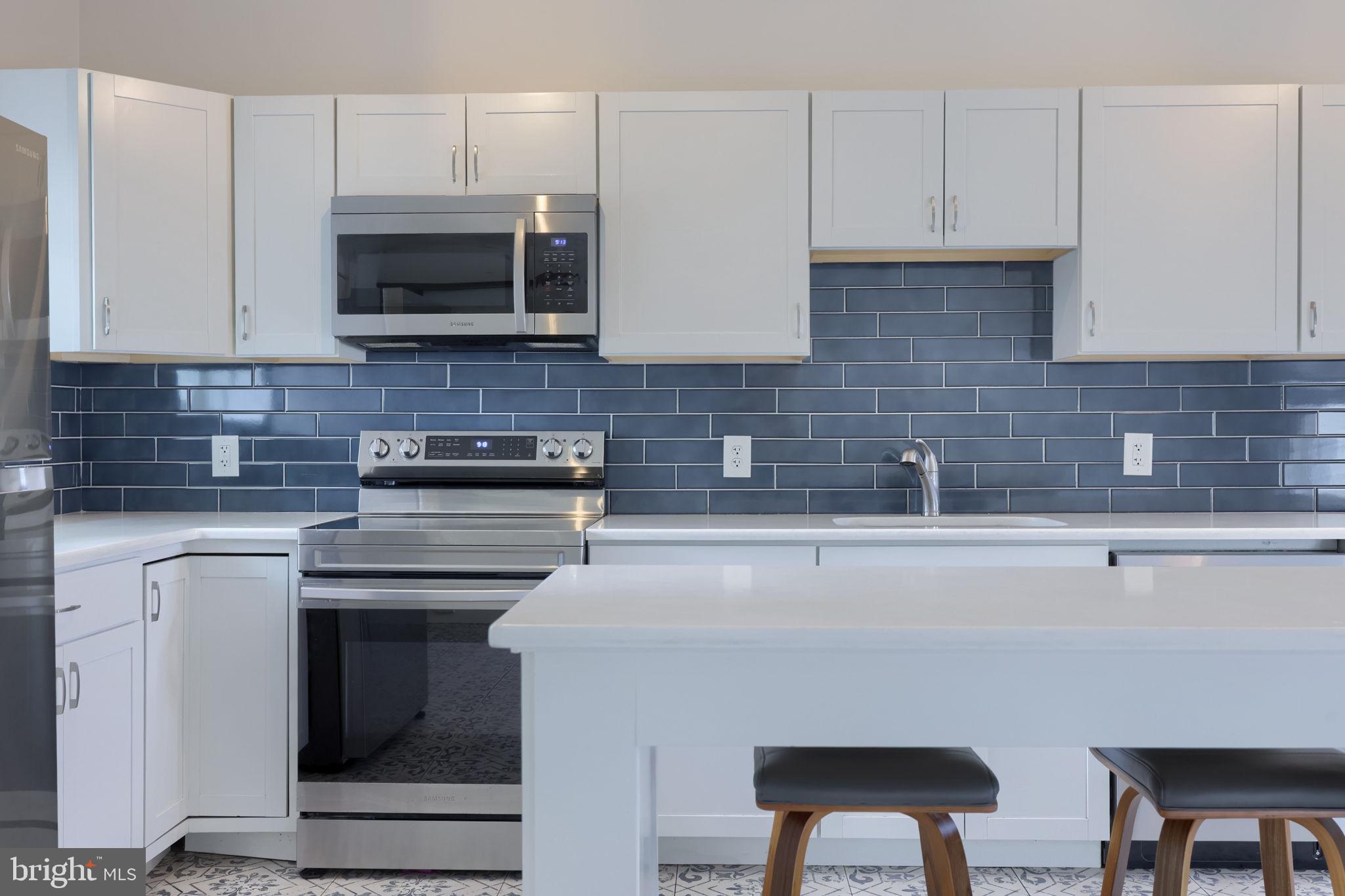 SOUTH WEST LANCASTER - Residential