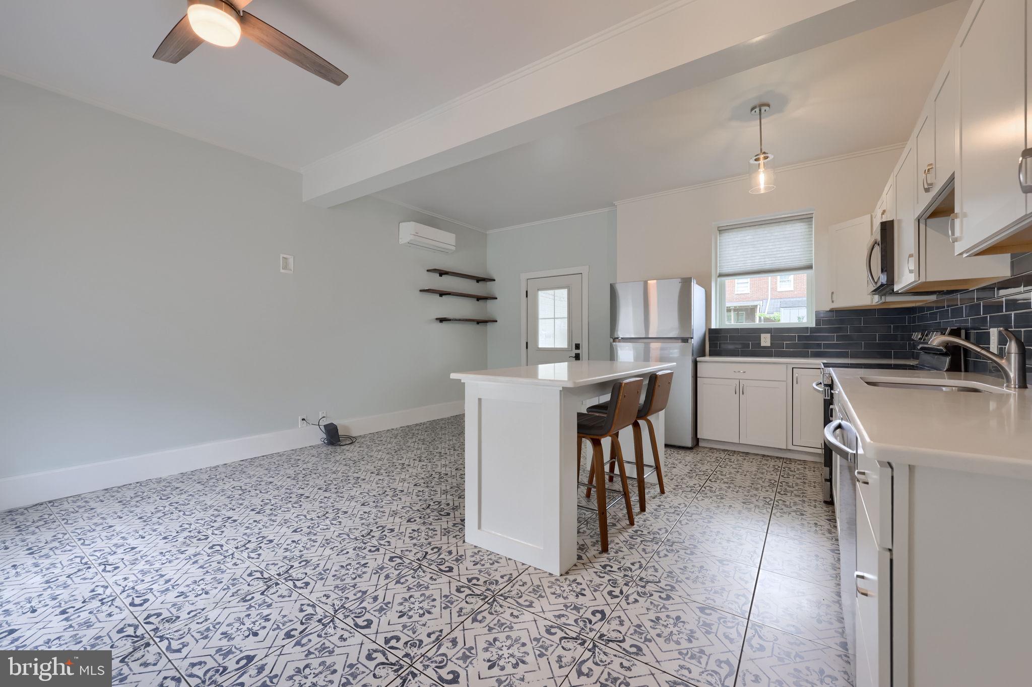 SOUTH WEST LANCASTER - Residential