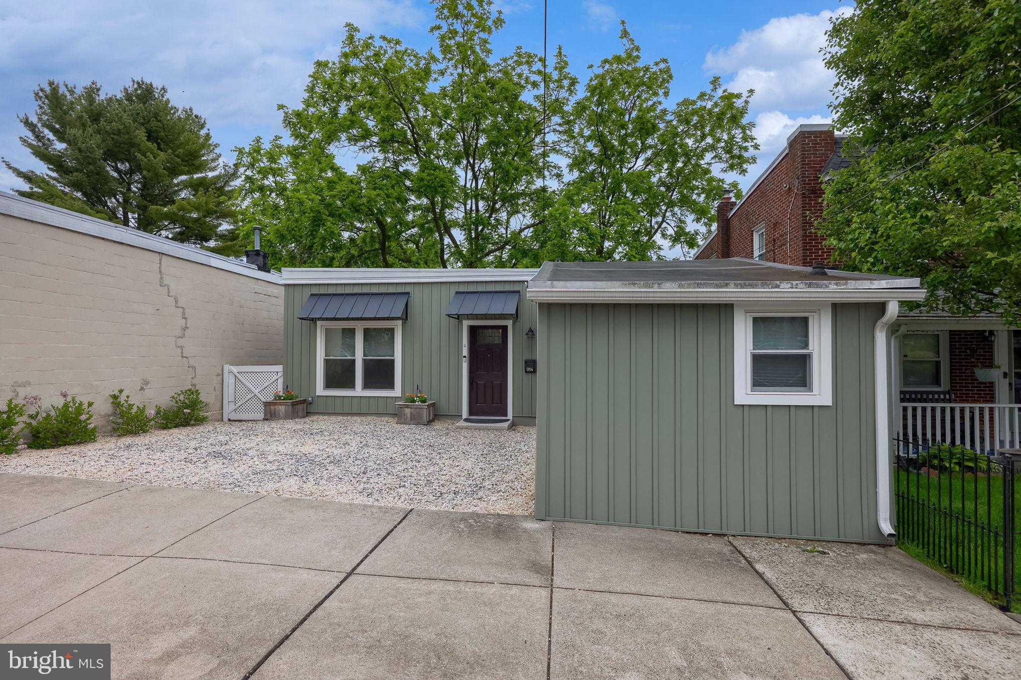 SOUTH WEST LANCASTER - Residential