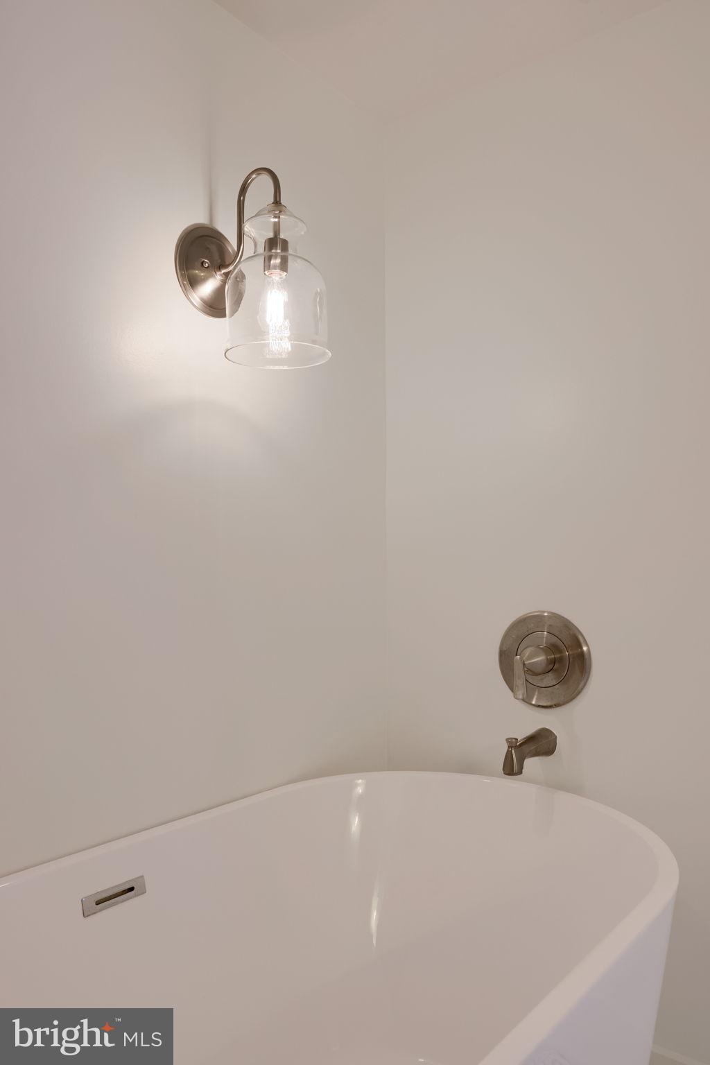 SOUTH WEST LANCASTER - Residential