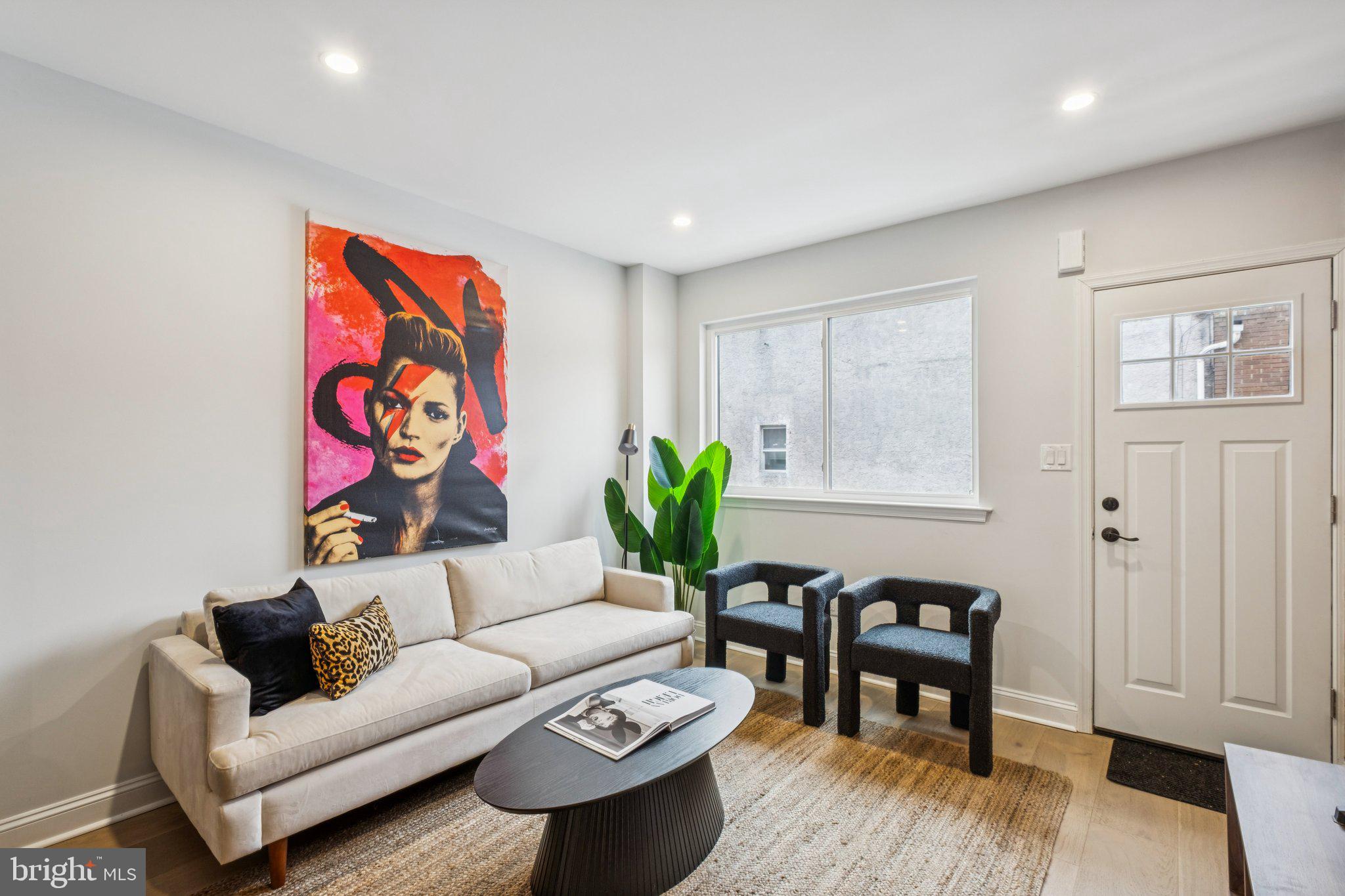 PASSYUNK SQUARE - Residential