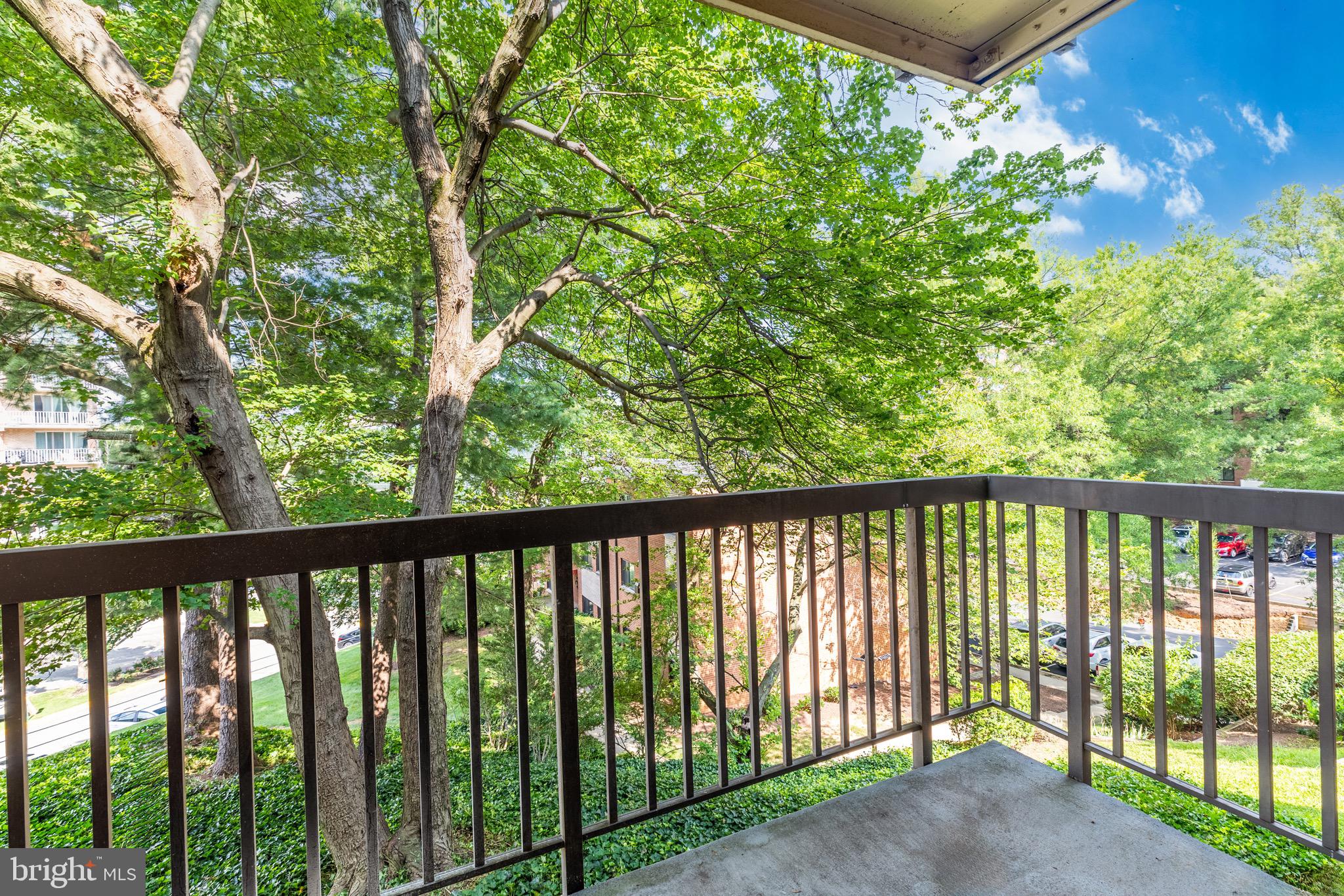 BOLLING BROOK - Residential