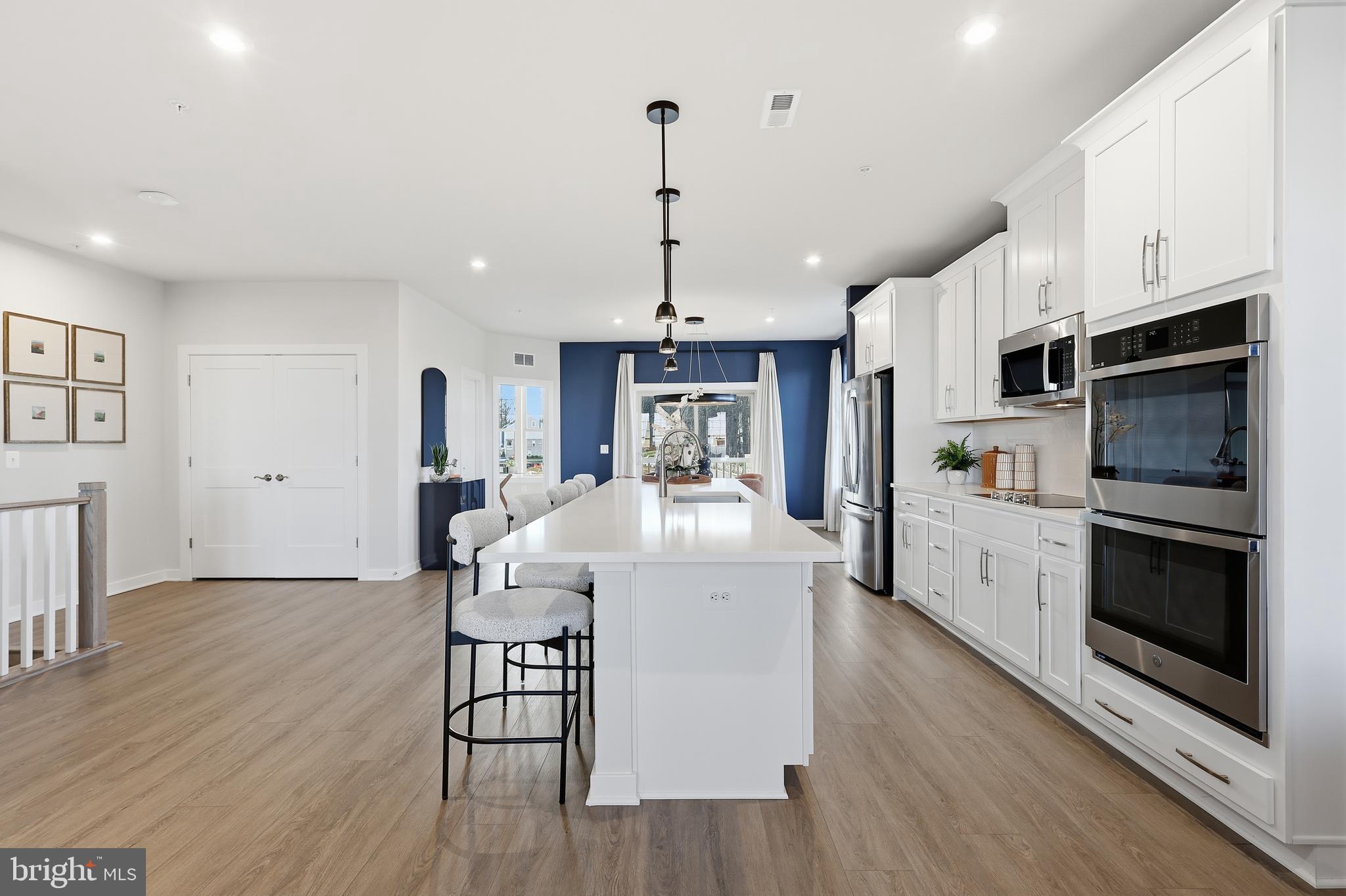 POTOMAC SHORES - Residential