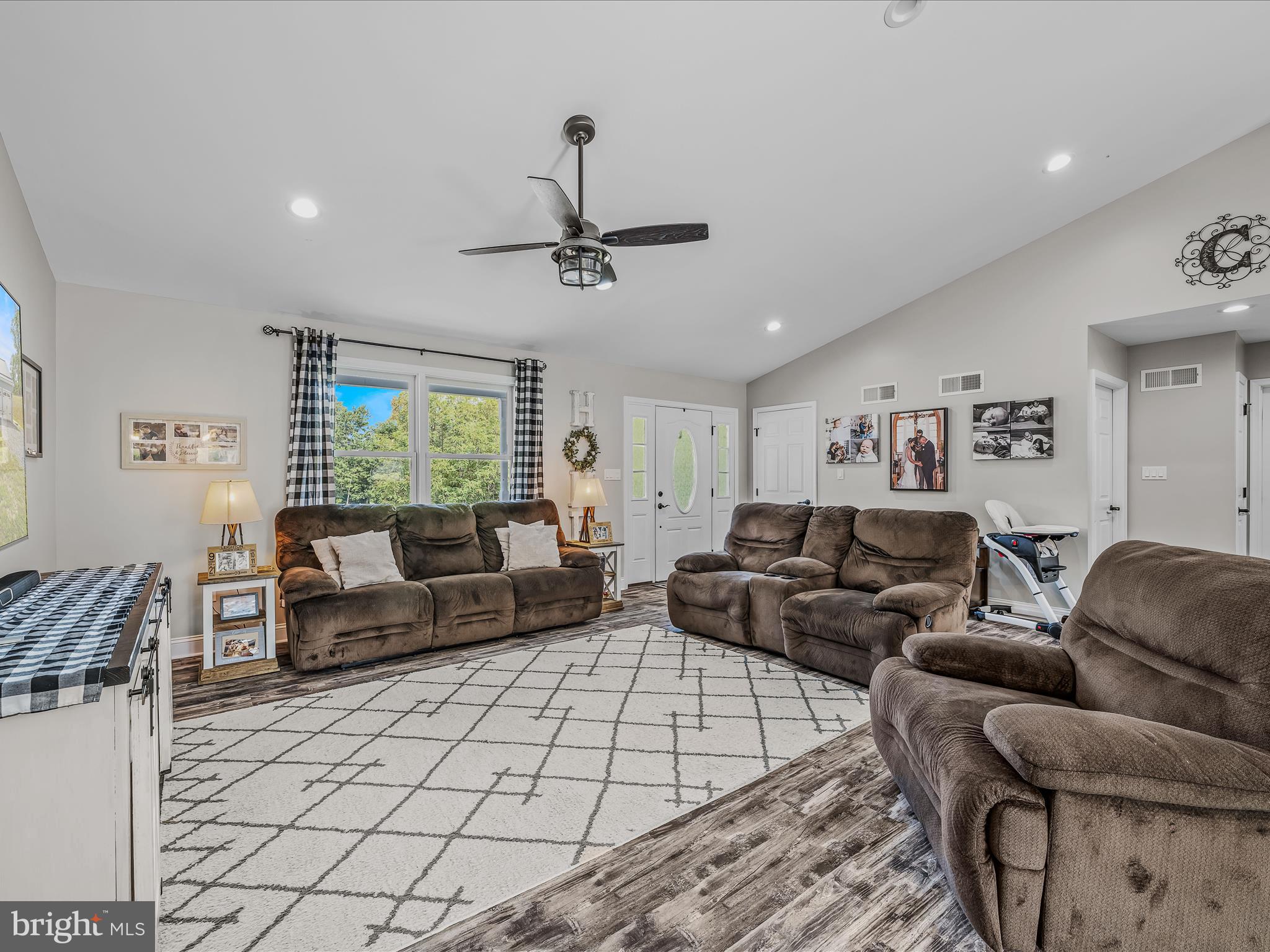 KEY ACRES - Residential