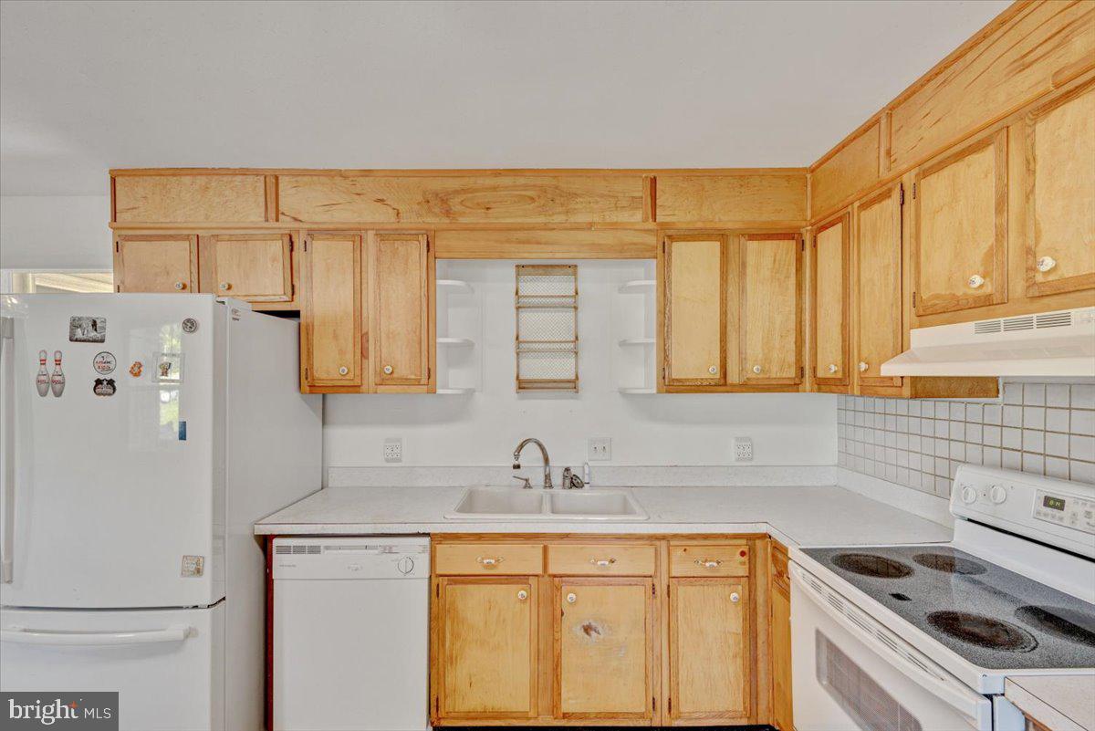 SPRING VALLEY - Residential