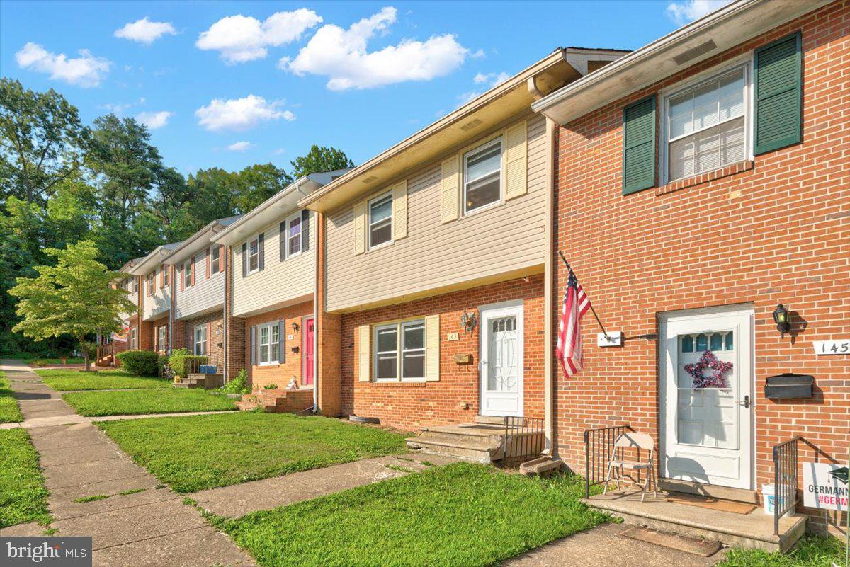 SPRING VALLEY - Residential