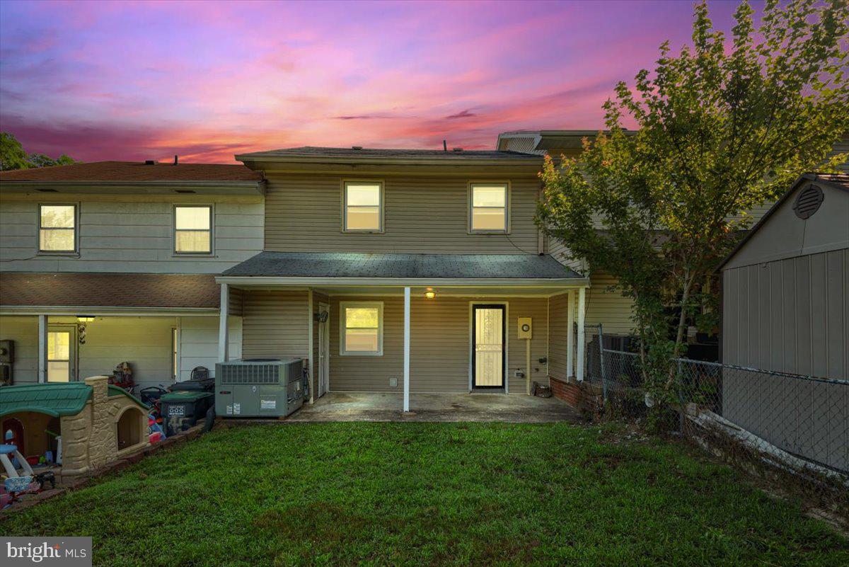 SPRING VALLEY - Residential