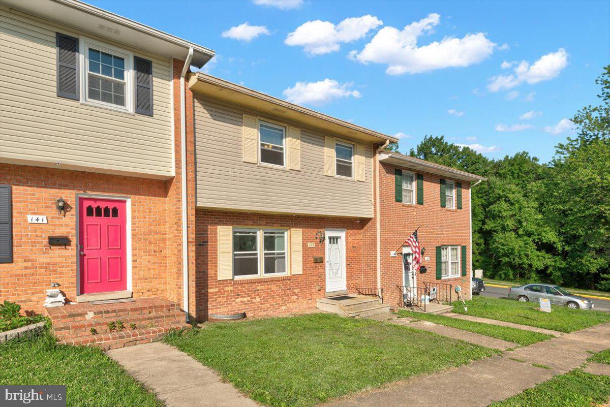 SPRING VALLEY - Residential