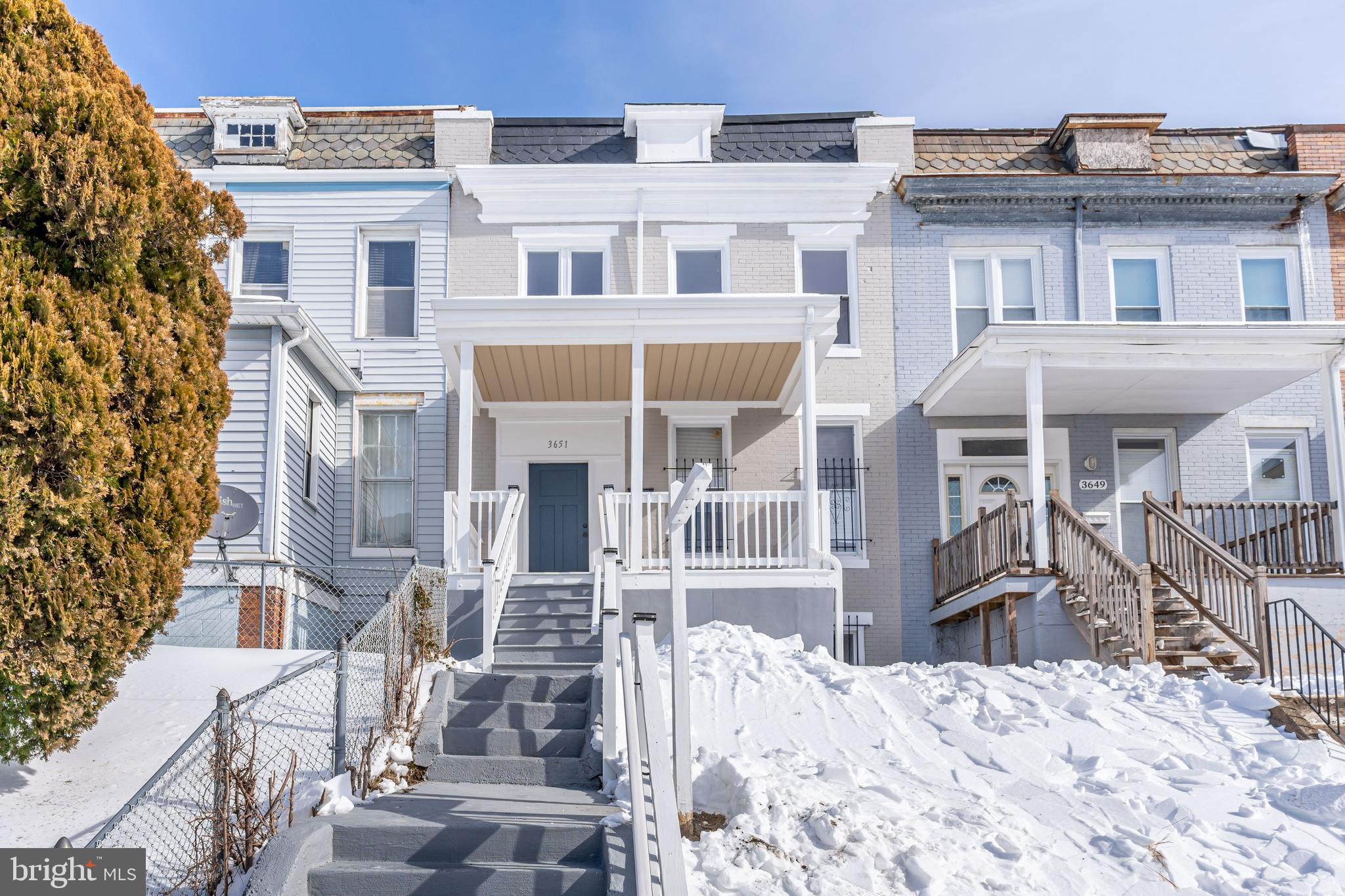 PARK CIRCLE - Residential