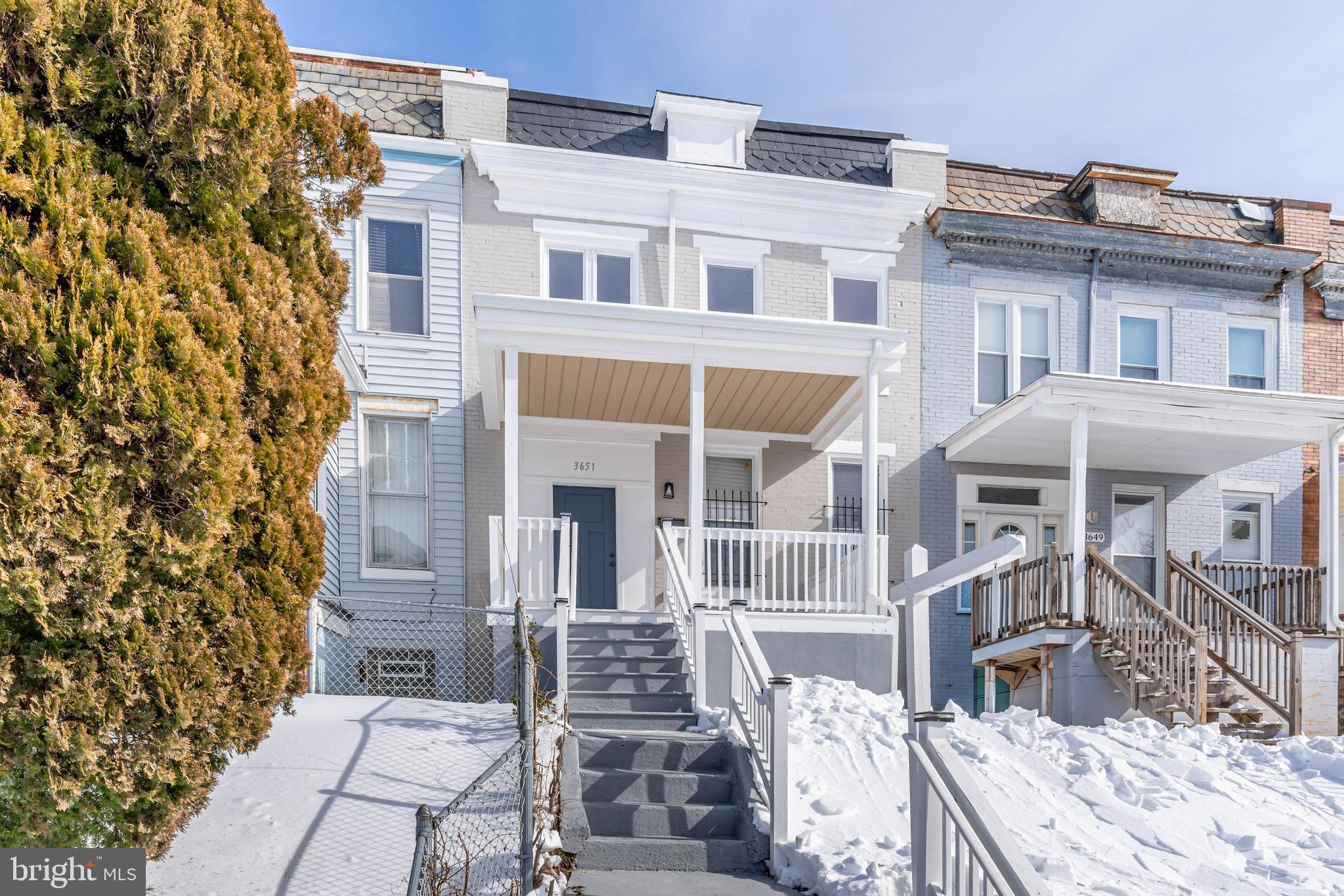 PARK CIRCLE - Residential