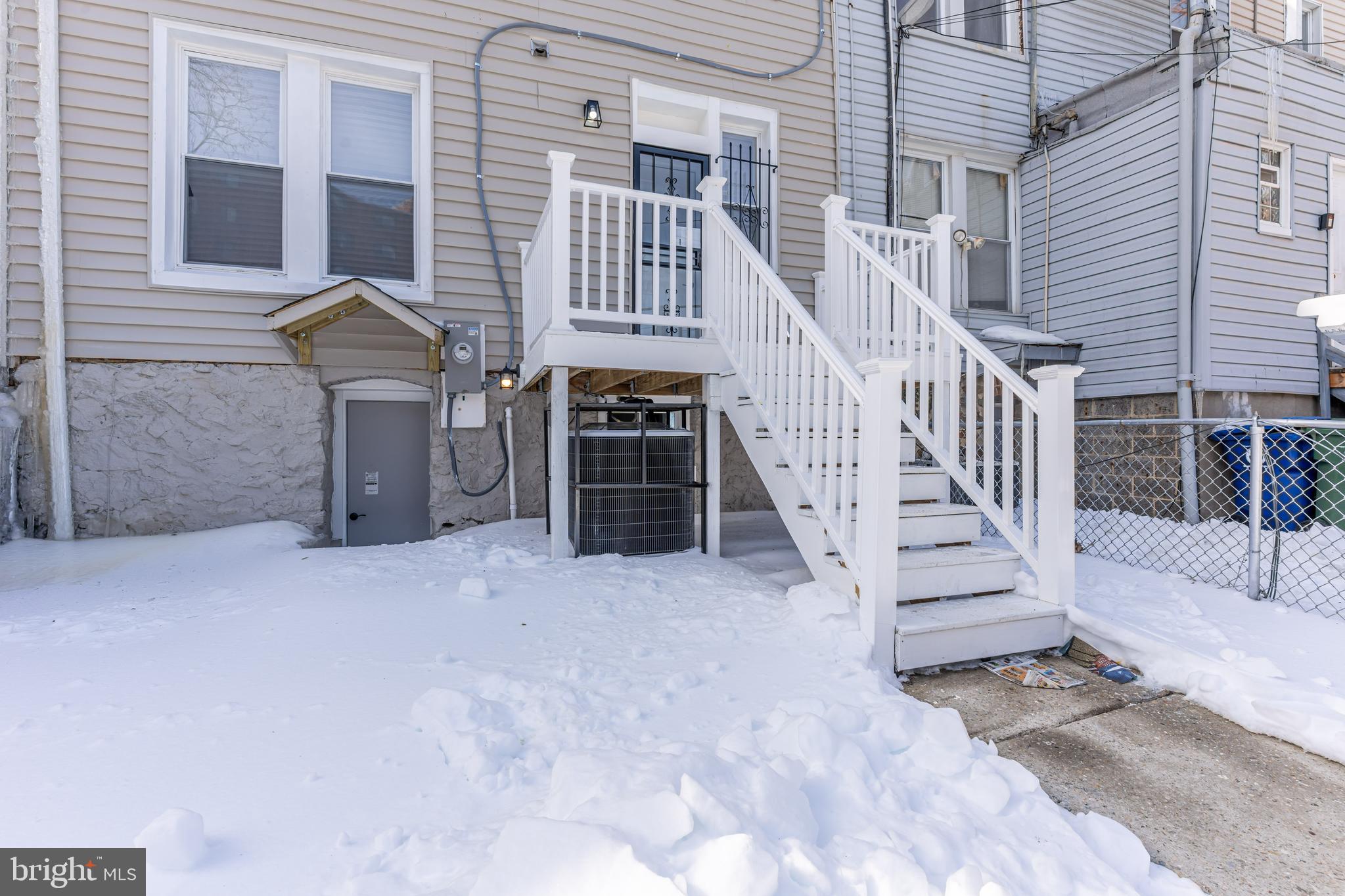 PARK CIRCLE - Residential