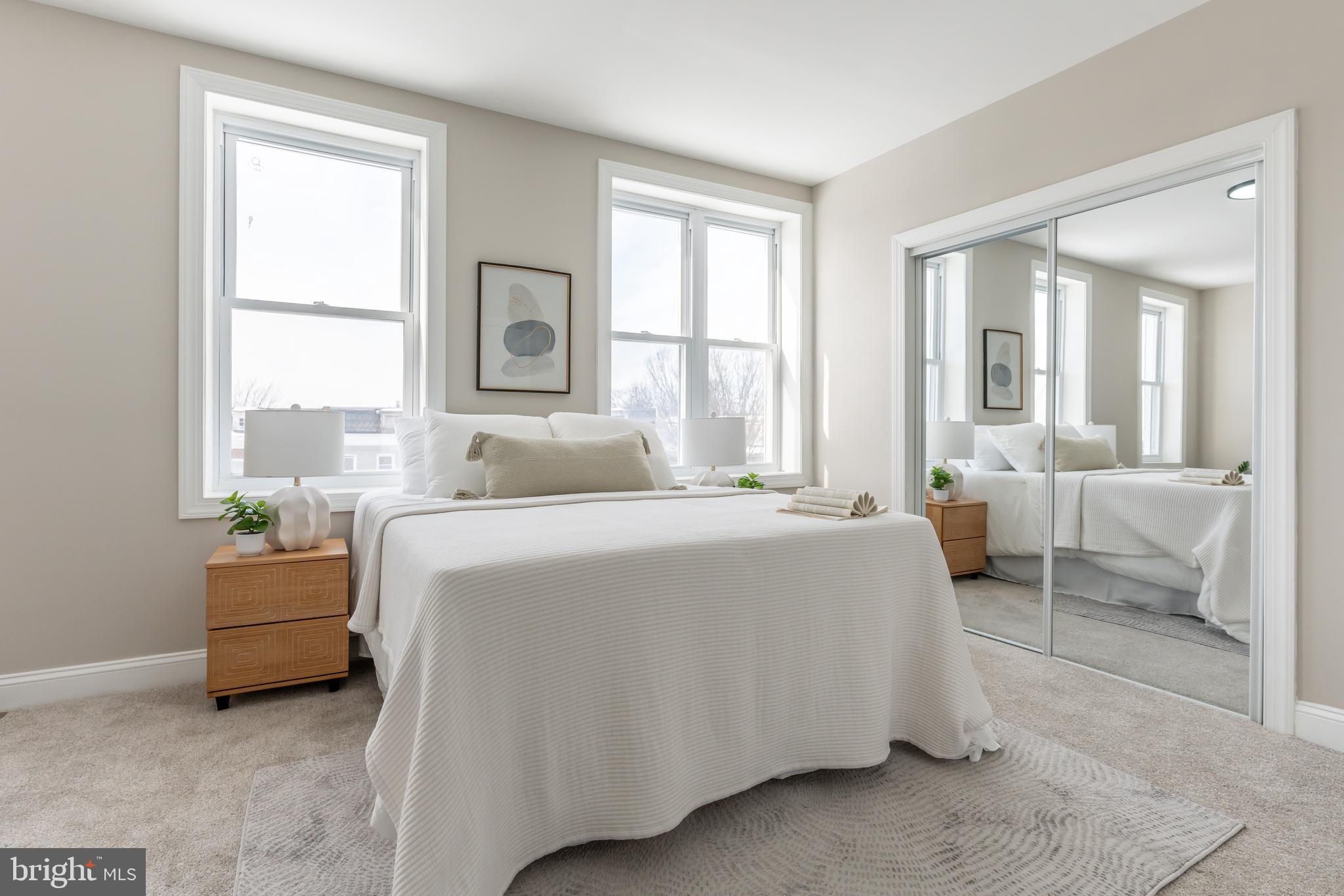 PARK CIRCLE - Residential