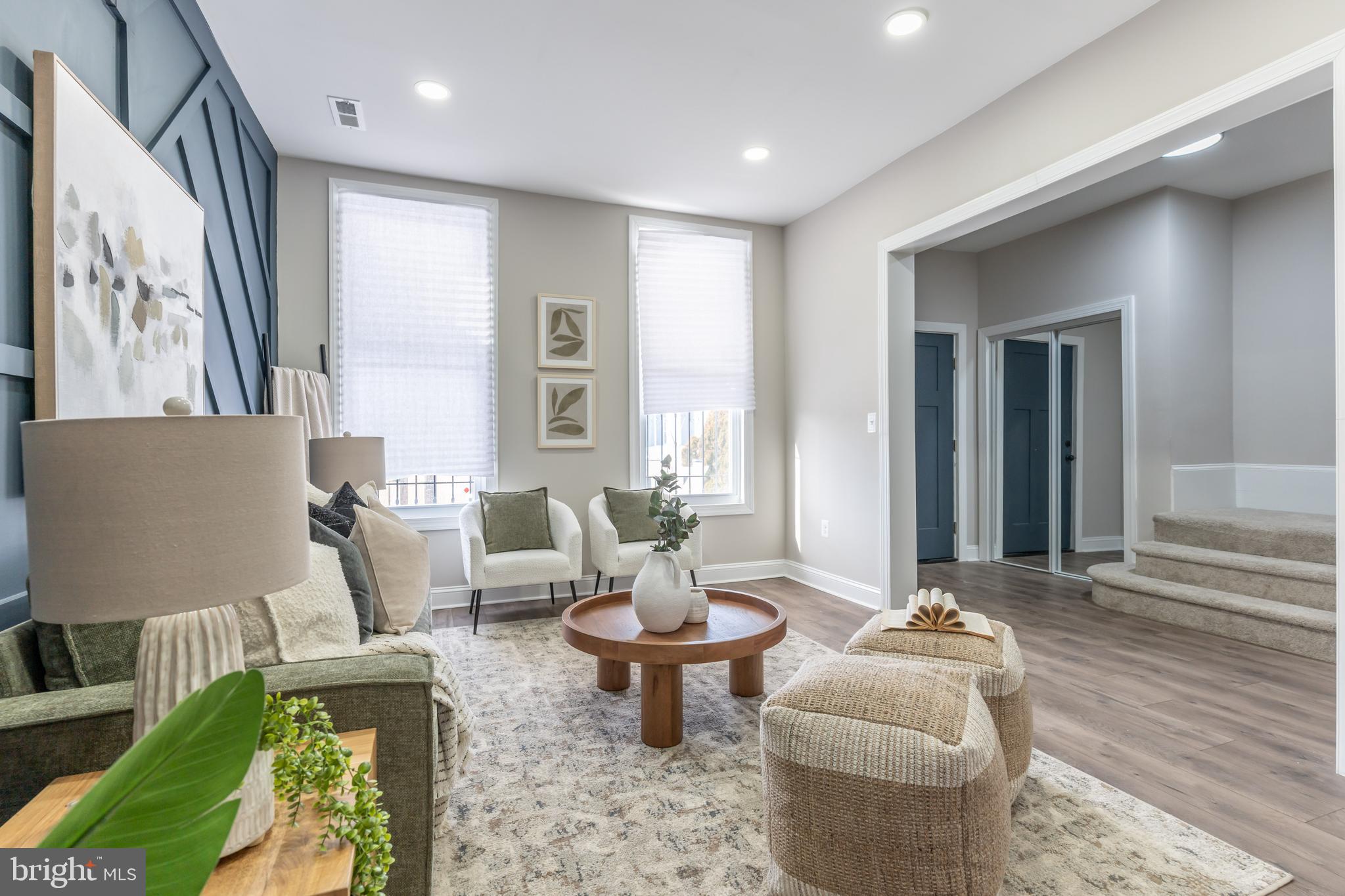 PARK CIRCLE - Residential