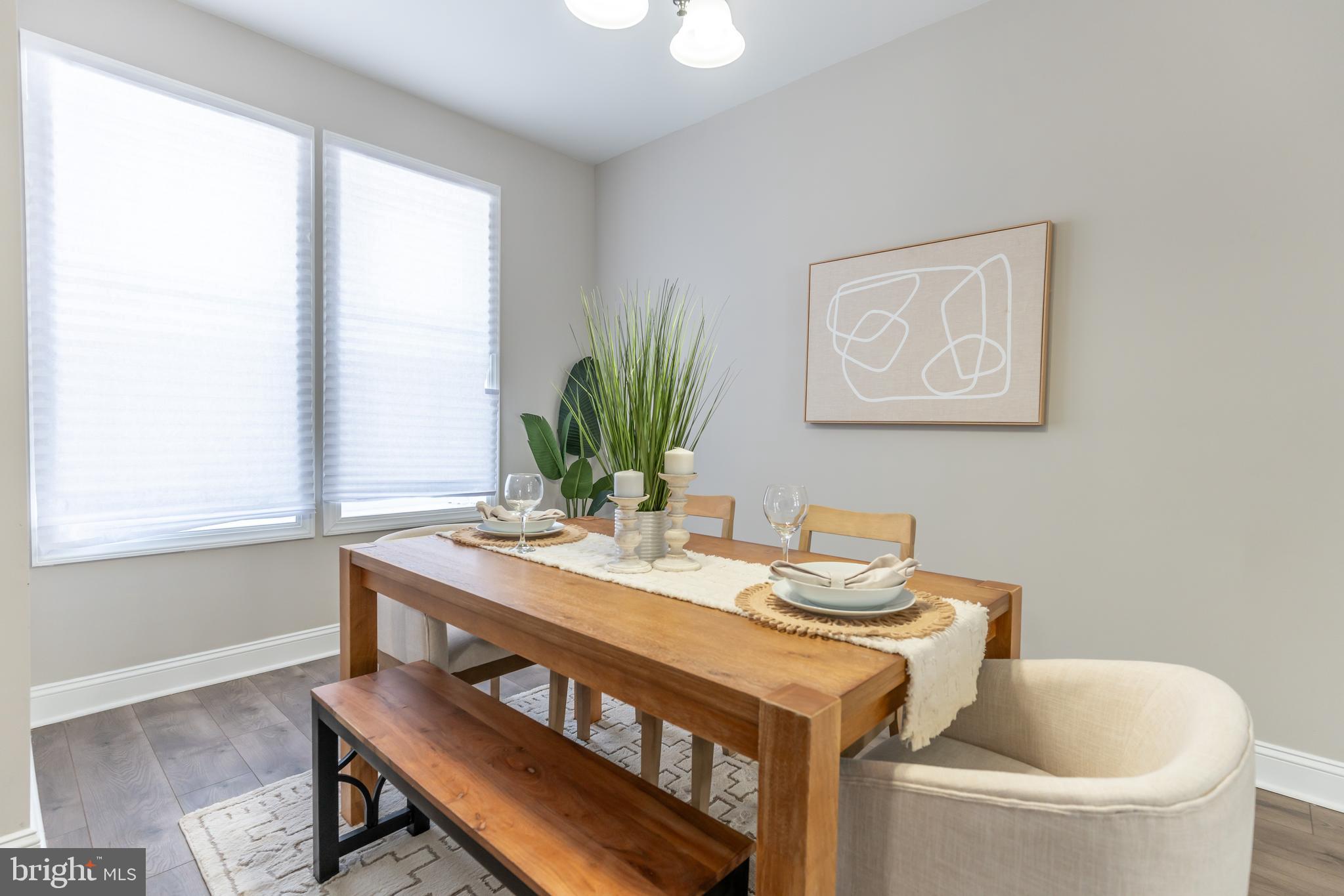 PARK CIRCLE - Residential