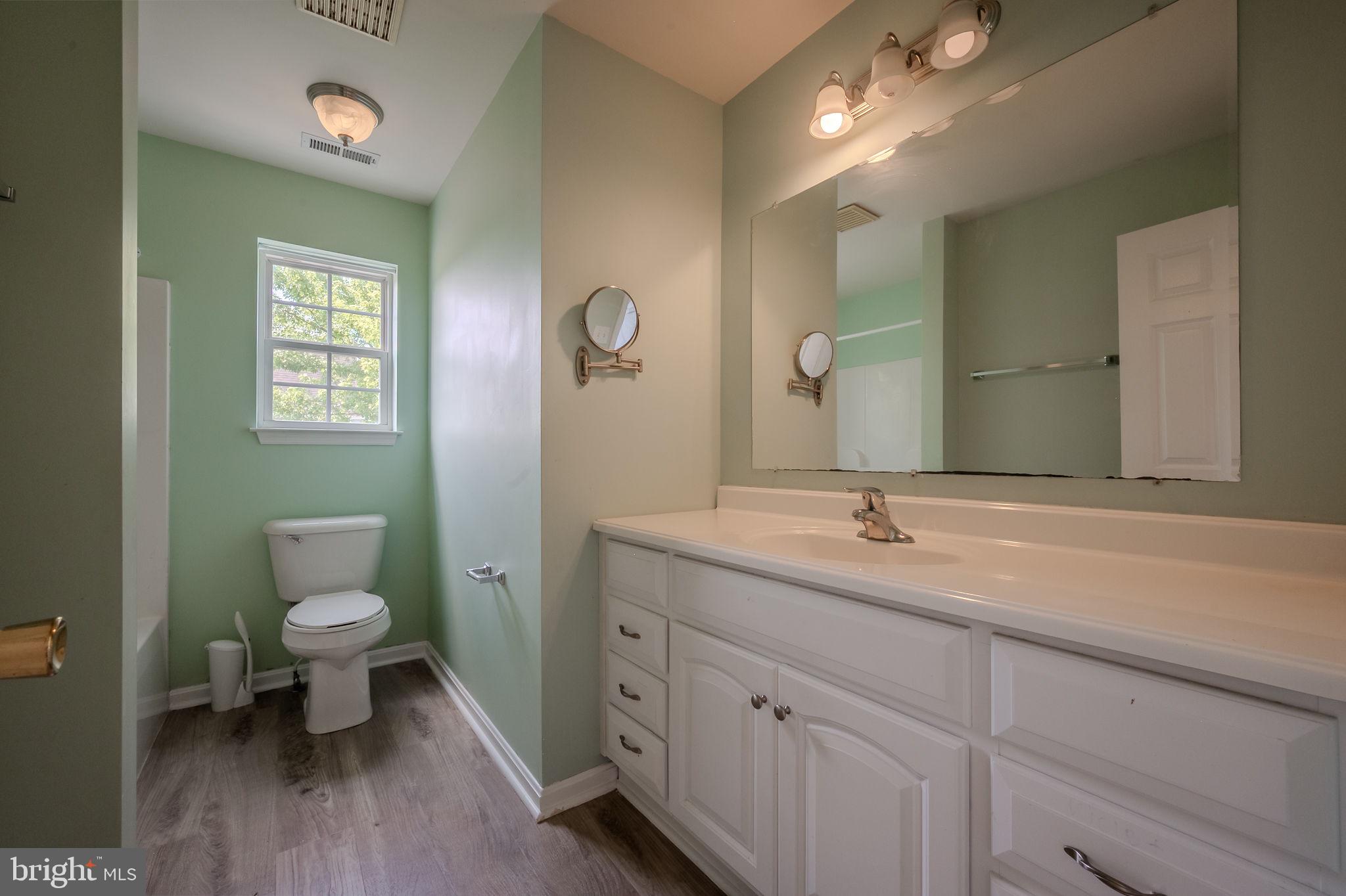 FRISBYS MEADOWS - Residential