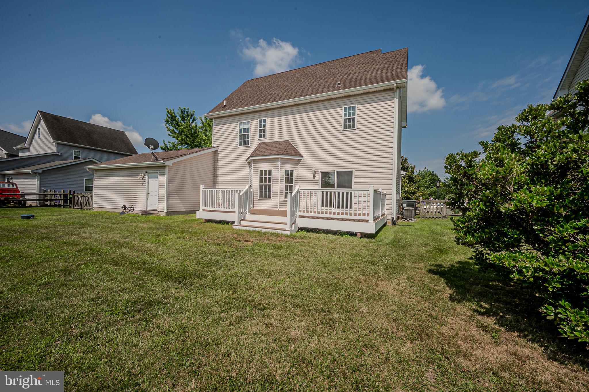 FRISBYS MEADOWS - Residential