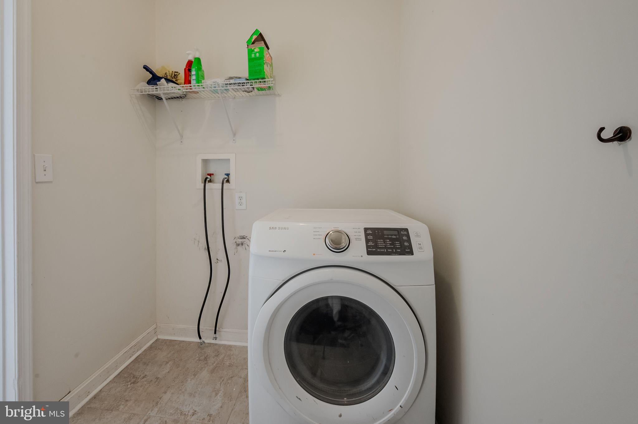 FRISBYS MEADOWS - Residential