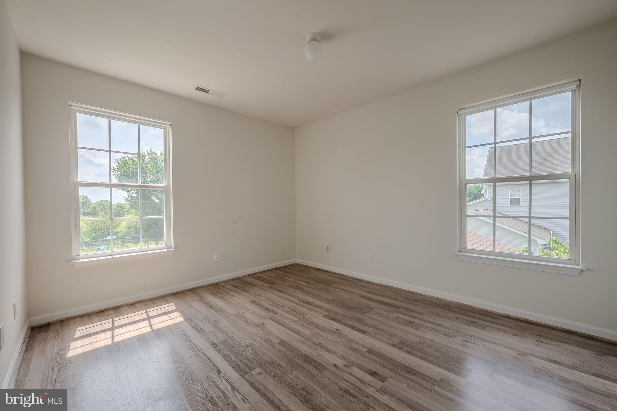 FRISBYS MEADOWS - Residential