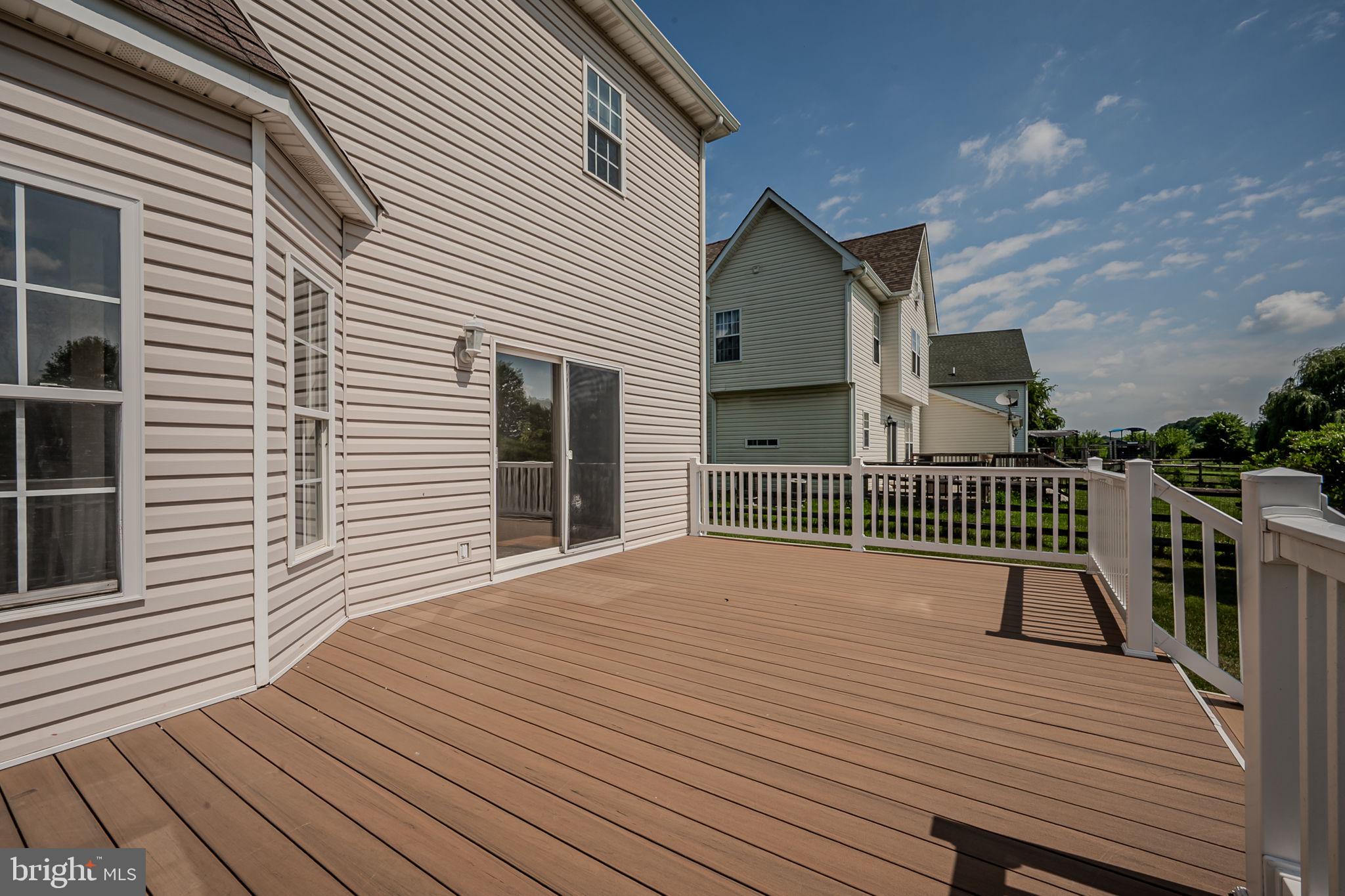 FRISBYS MEADOWS - Residential