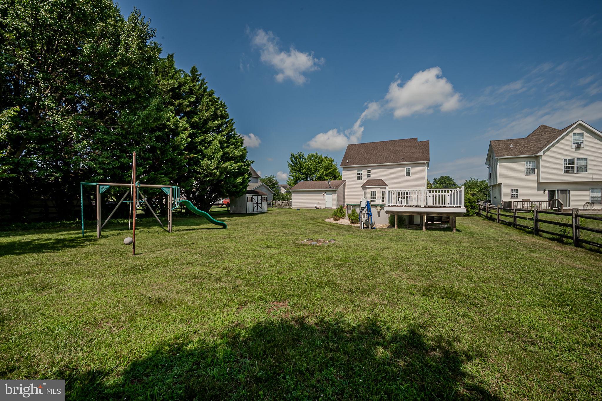 FRISBYS MEADOWS - Residential