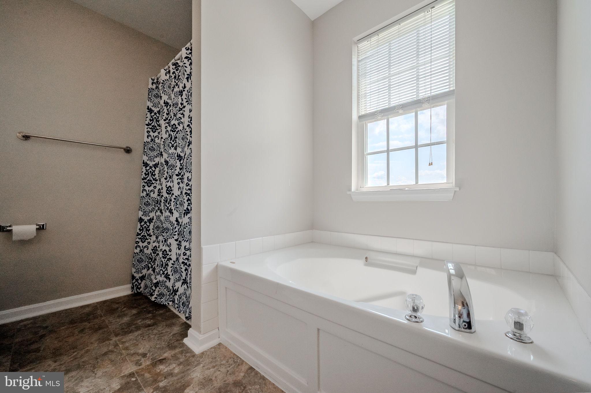 FRISBYS MEADOWS - Residential