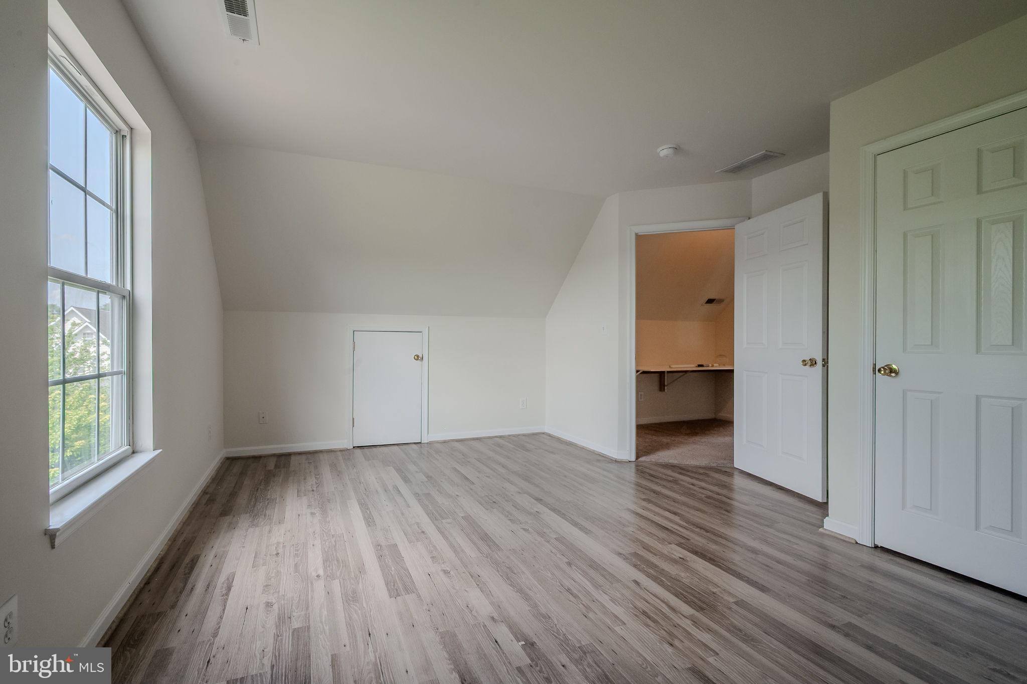 FRISBYS MEADOWS - Residential