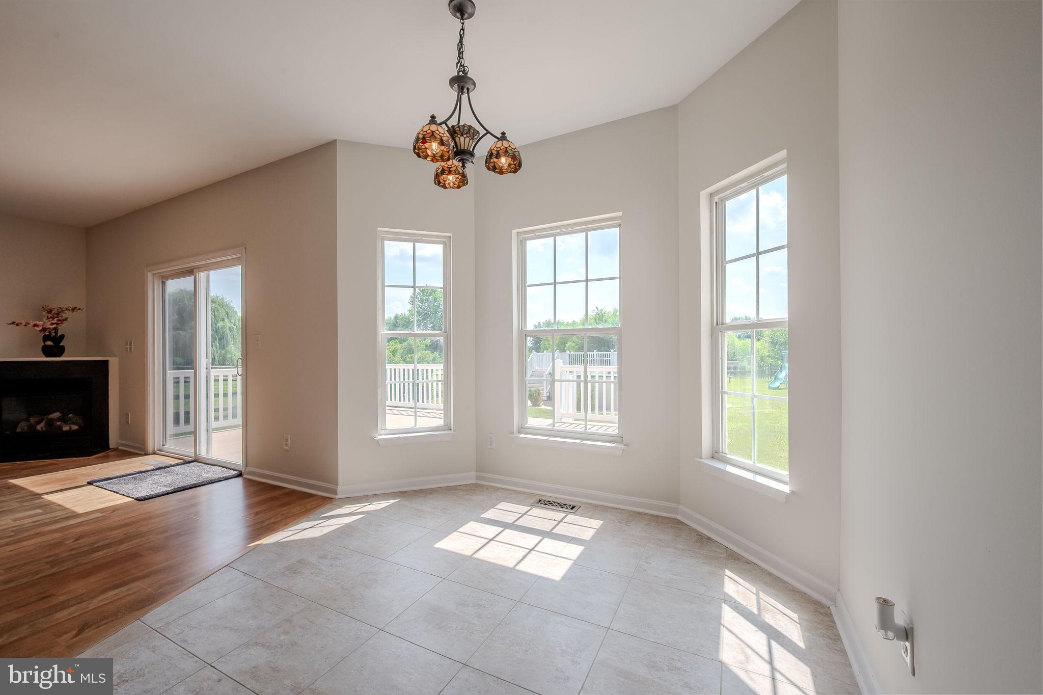 FRISBYS MEADOWS - Residential