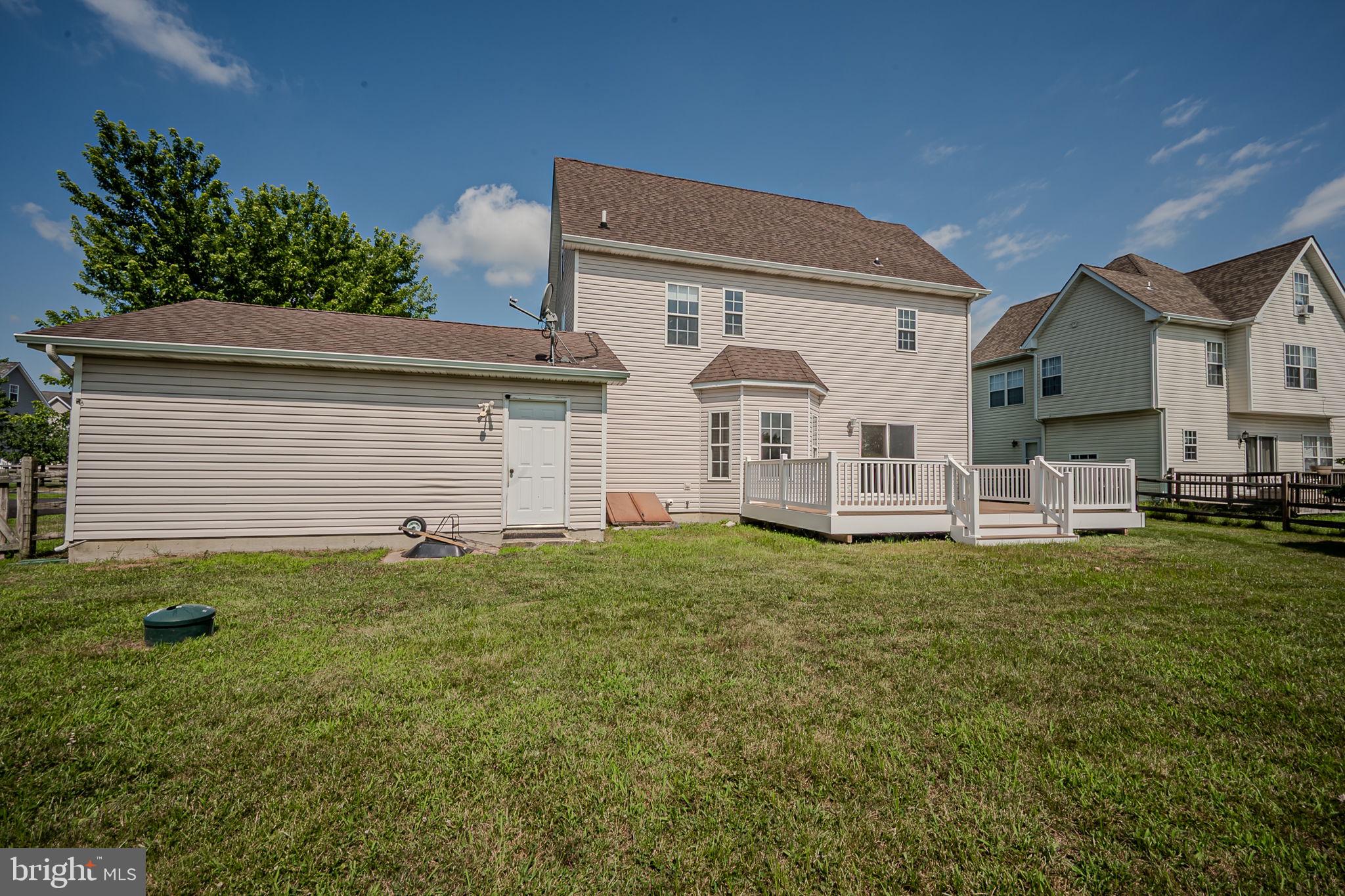 FRISBYS MEADOWS - Residential