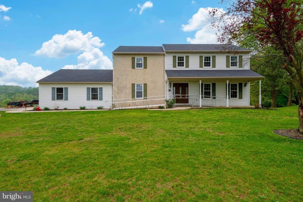 Photo of 46 Schoolhouse Road, NEW PROVIDENCE, PA 17560 (MLS # PALA2069448)