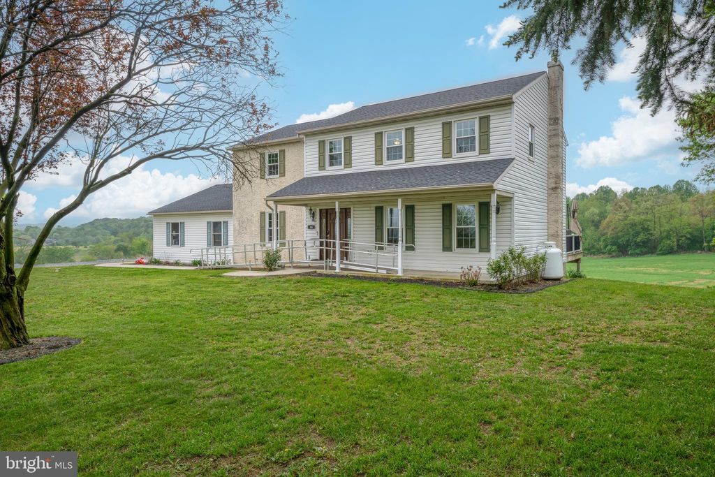 Photo of 46 Schoolhouse Road, NEW PROVIDENCE, PA 17560 (MLS # PALA2069448)