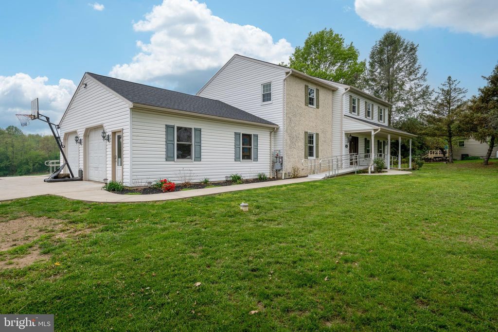 Photo of 46 Schoolhouse Road, NEW PROVIDENCE, PA 17560 (MLS # PALA2069448)