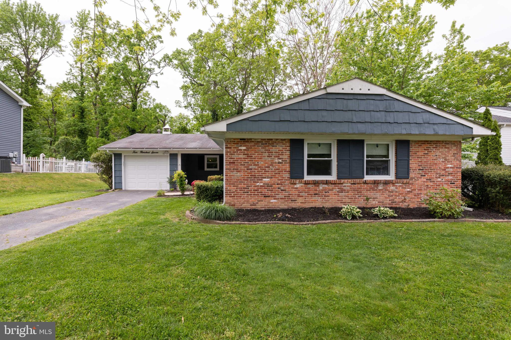 FOSTER BRANCH - Residential