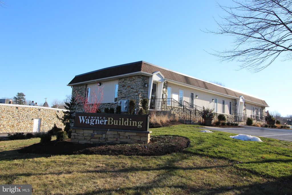 Photo of 307 - Suite 200 W Chestnut Street #C, QUARRYVILLE, PA 17566 (MLS # PALA2081052)