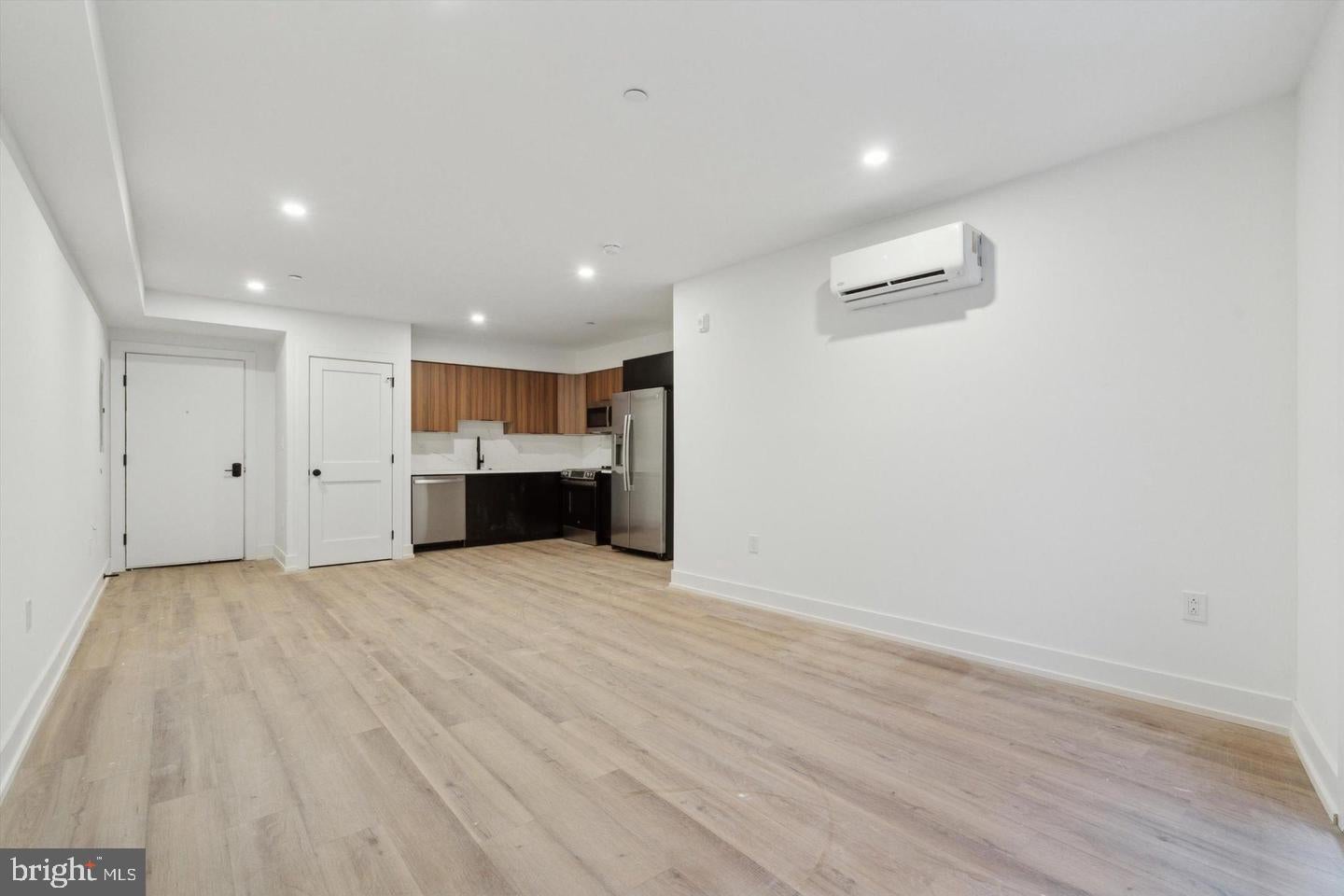 808 N 3RD STREET 18 6