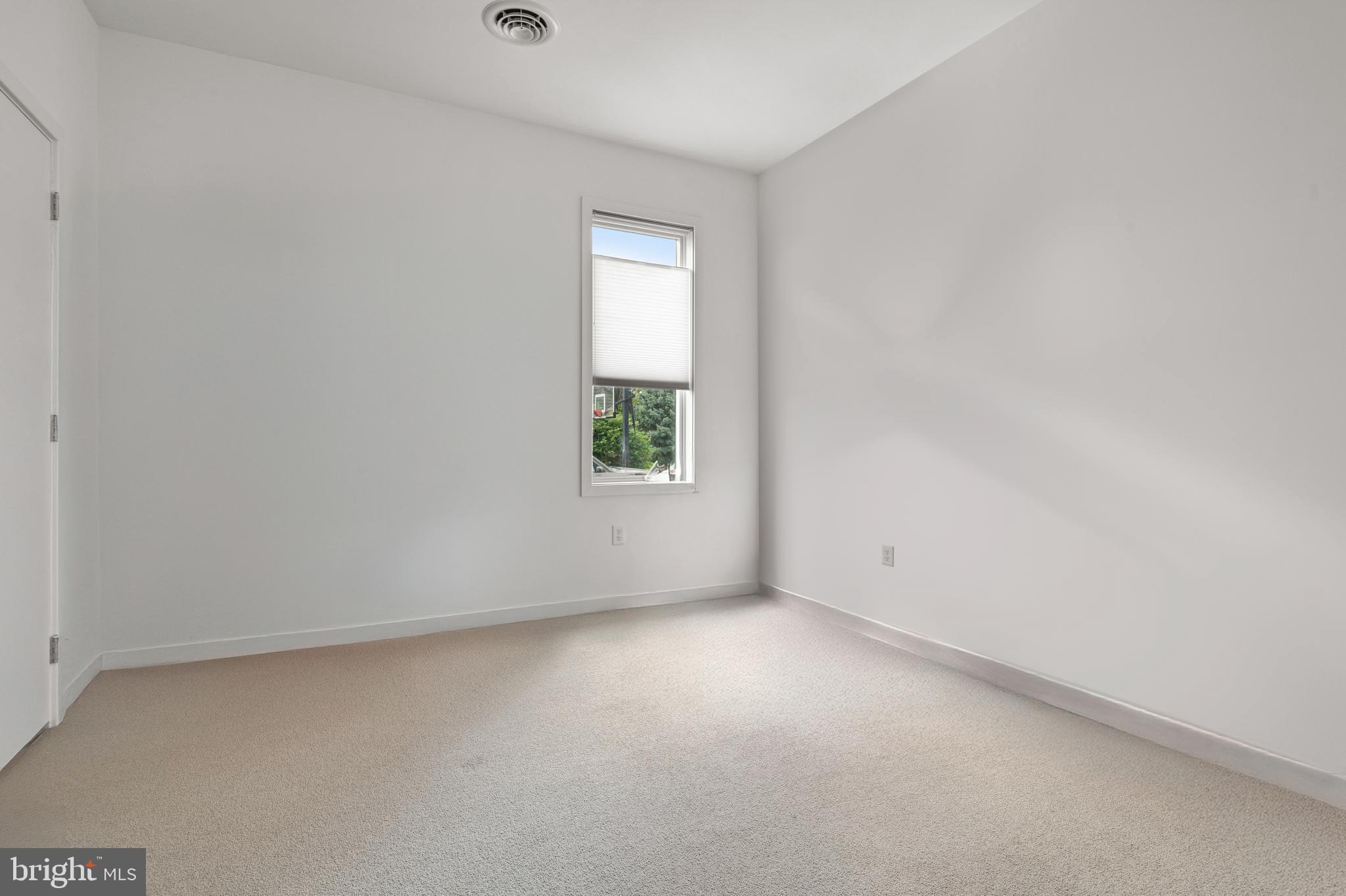 WILLOWS EAST - Residential