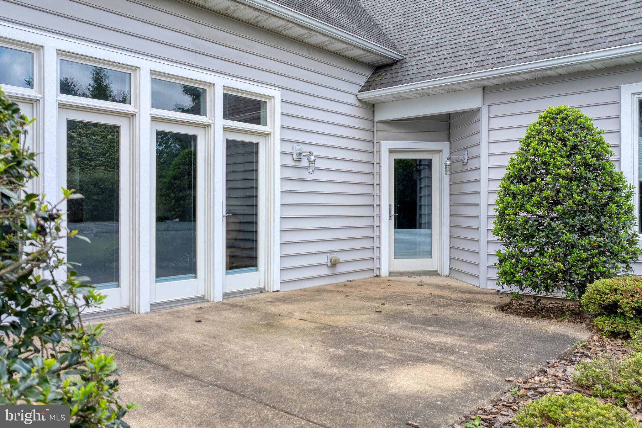 WILLOWS EAST - Residential