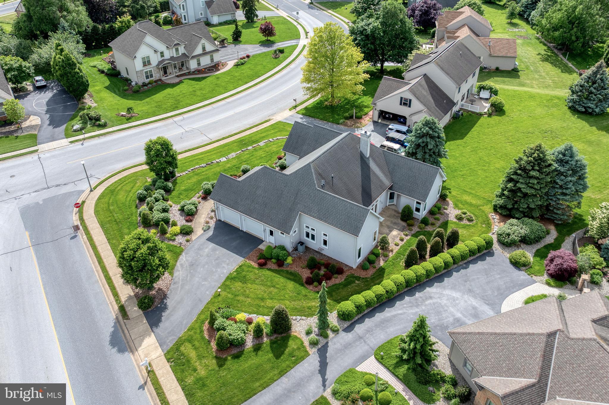 WILLOWS EAST - Residential