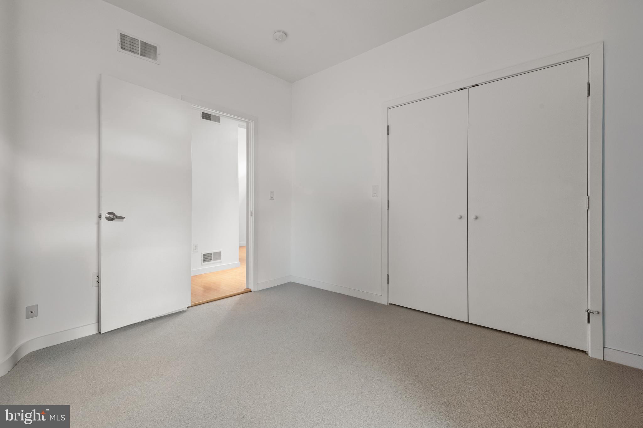 WILLOWS EAST - Residential