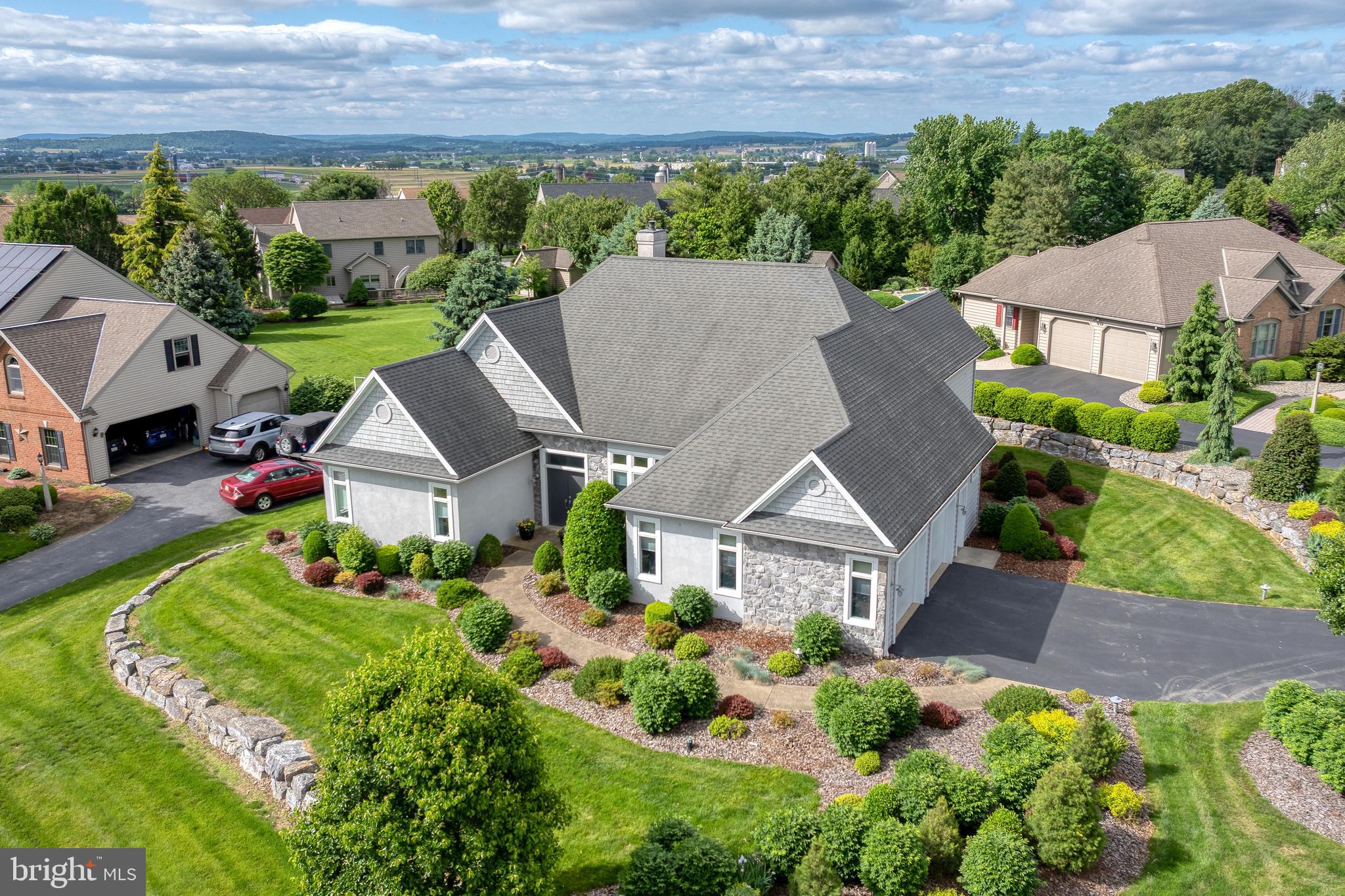 WILLOWS EAST - Residential