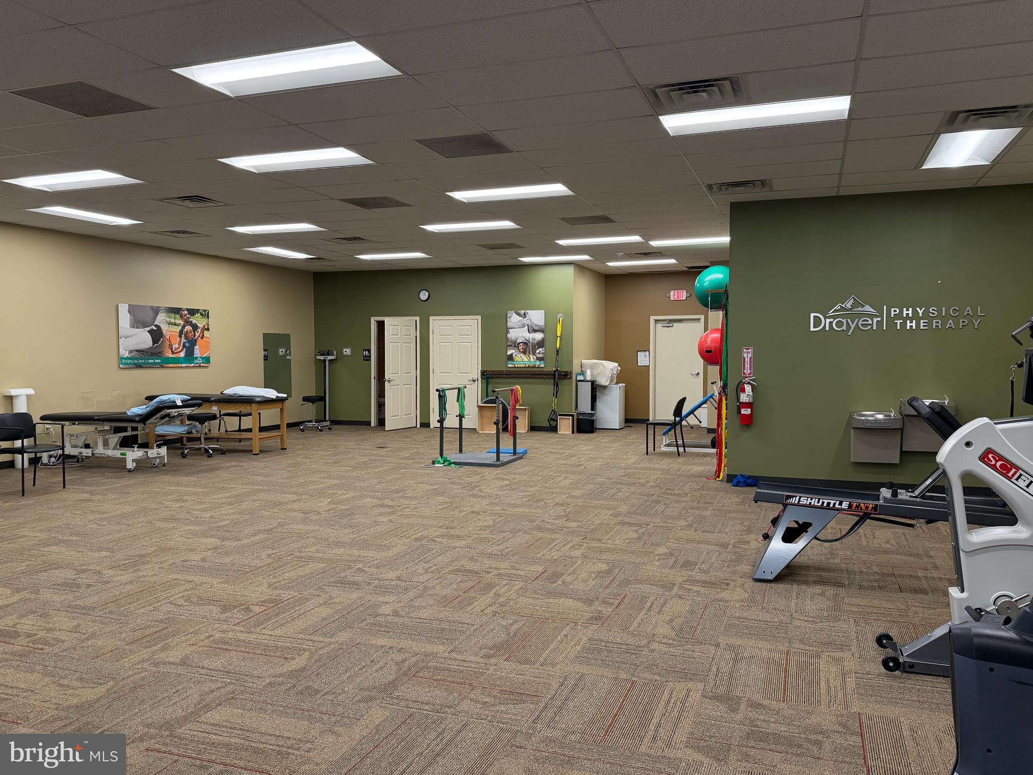 312 HONEYSUCKLE DRIVE