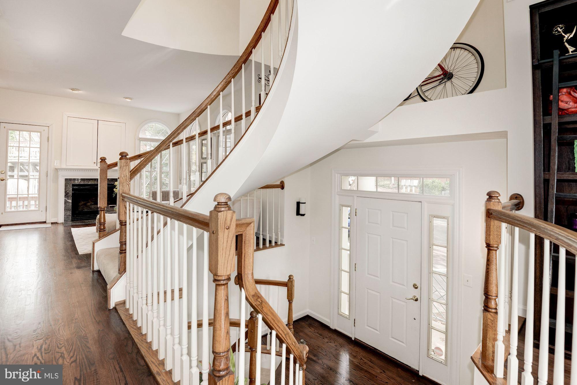 REES ESTATE - Residential