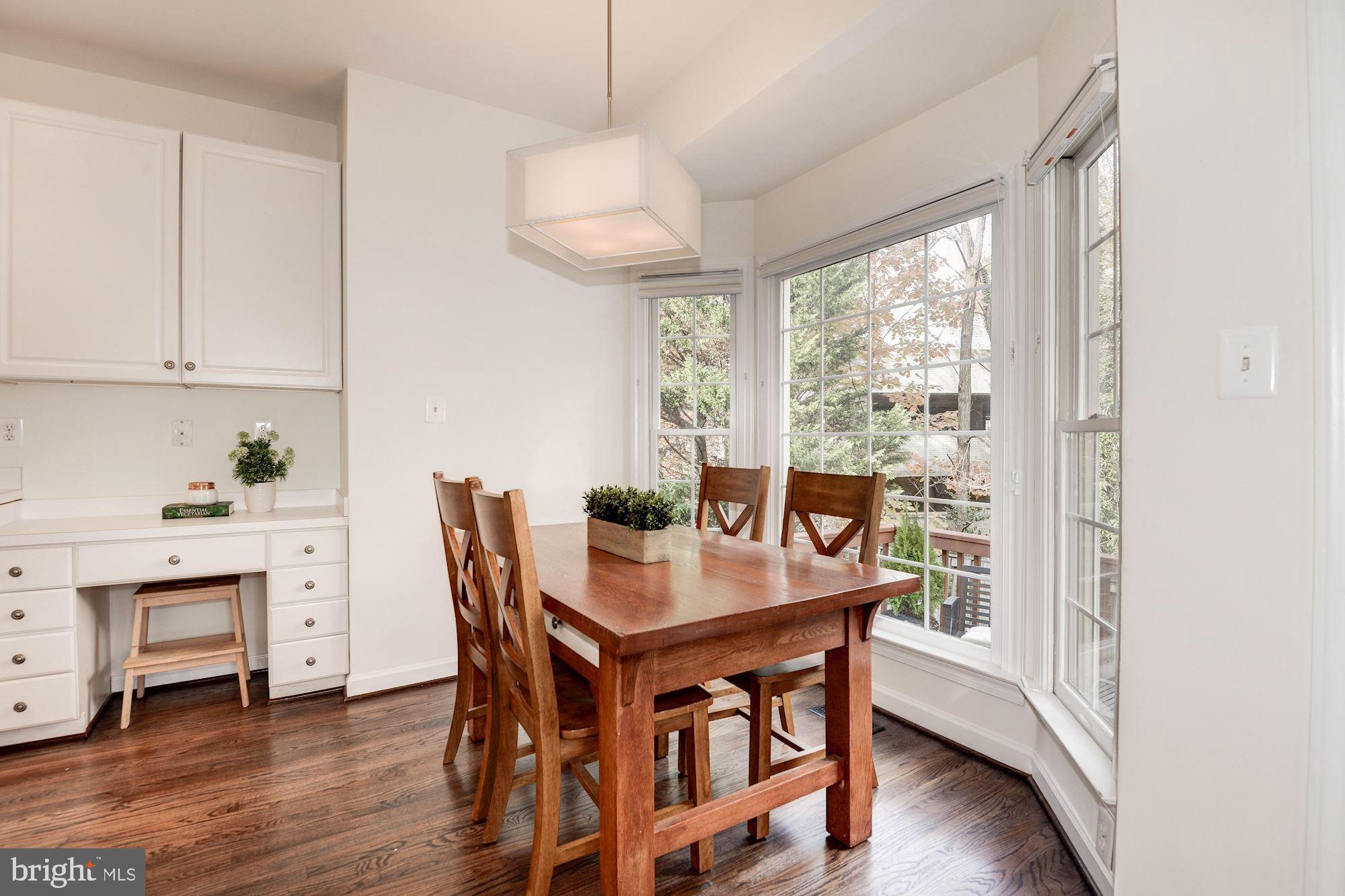 REES ESTATE - Residential