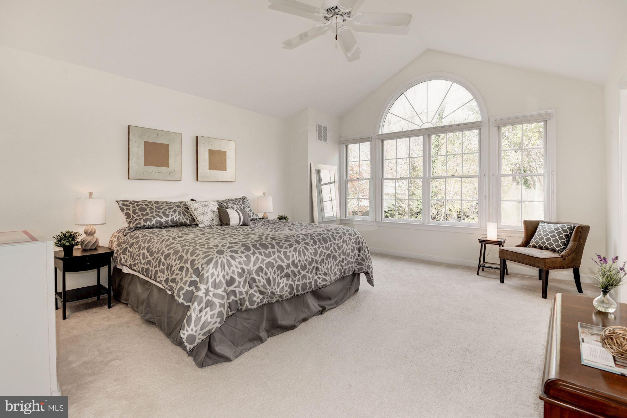 REES ESTATE - Residential