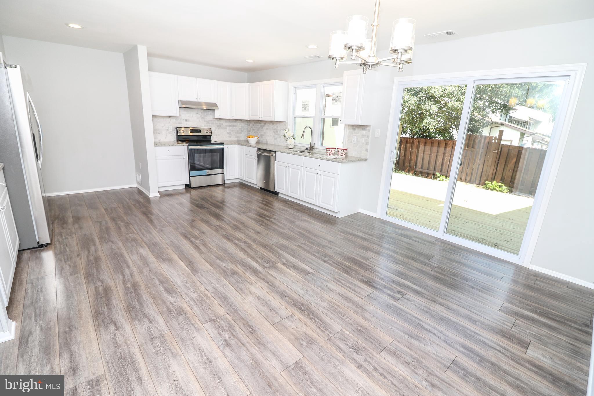 SUGARLAND RUN - Residential