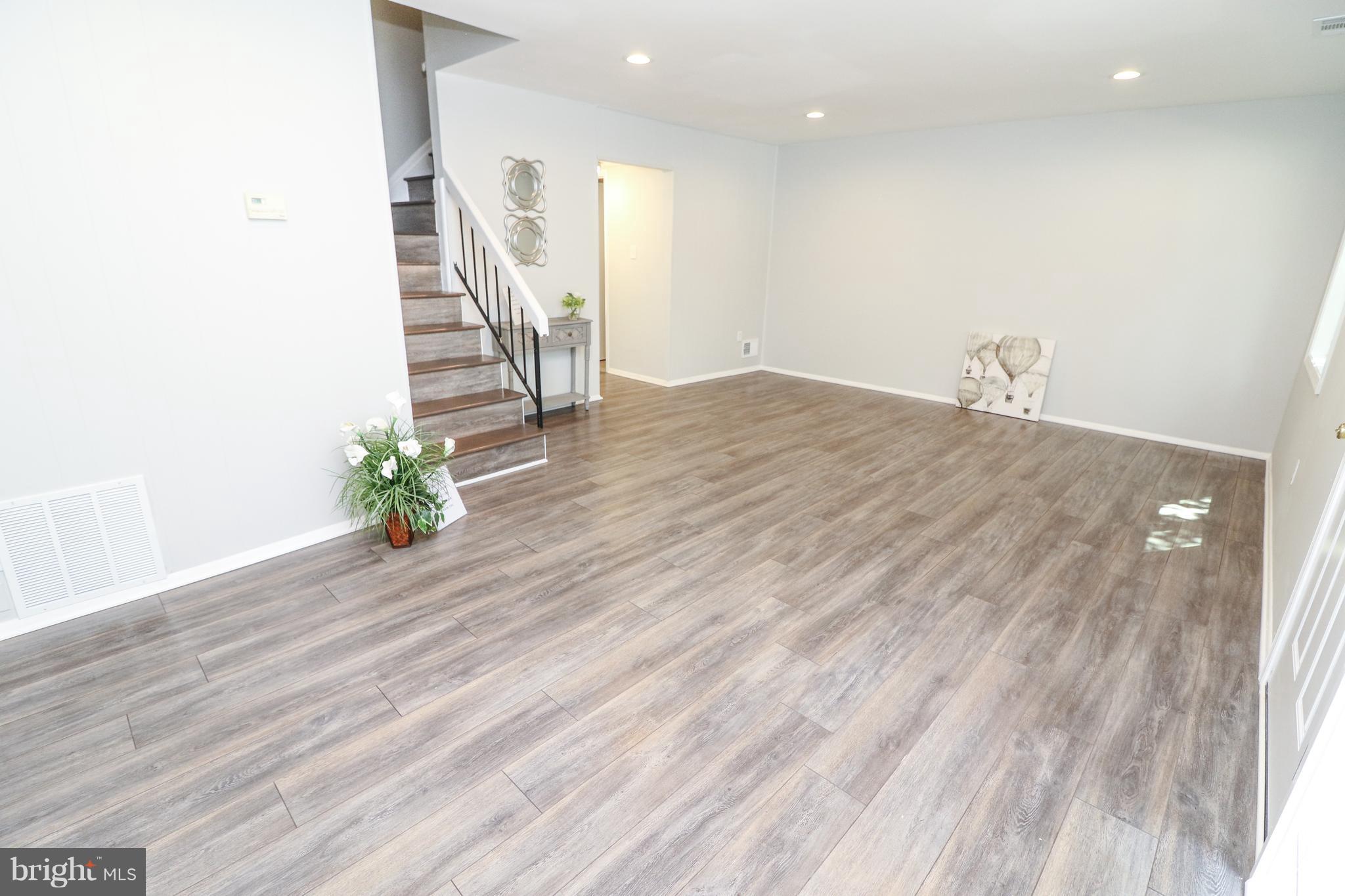 SUGARLAND RUN - Residential