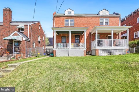 4936 E EAST CAPITOL STREET NE WASHINGTON DC 20019