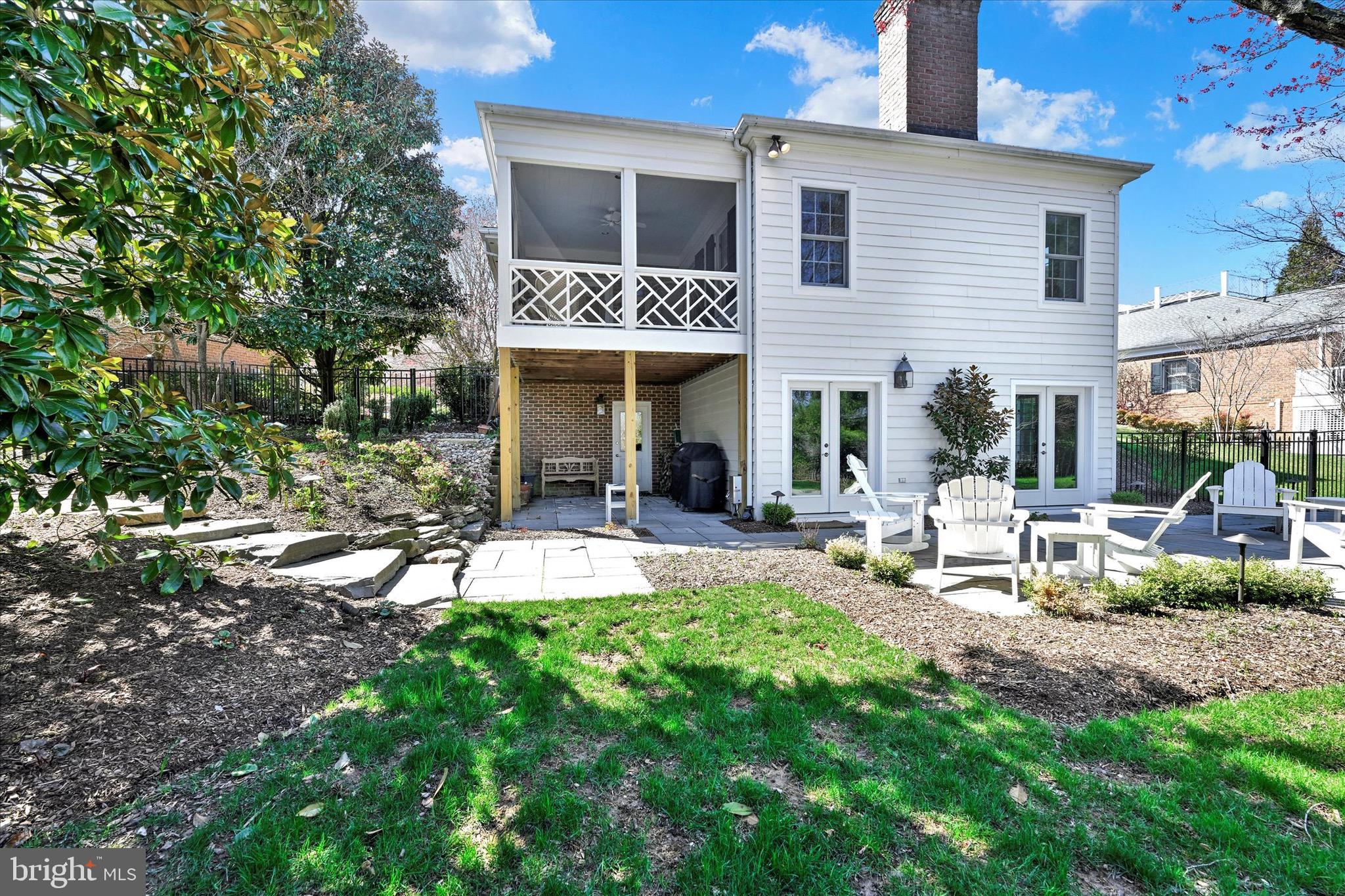LUTHERVILLE - Residential
