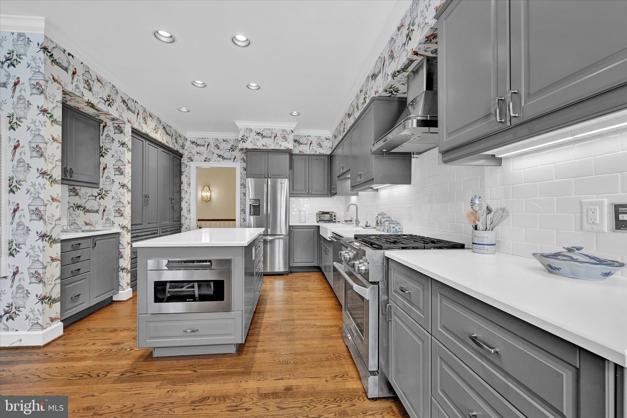 LUTHERVILLE - Residential